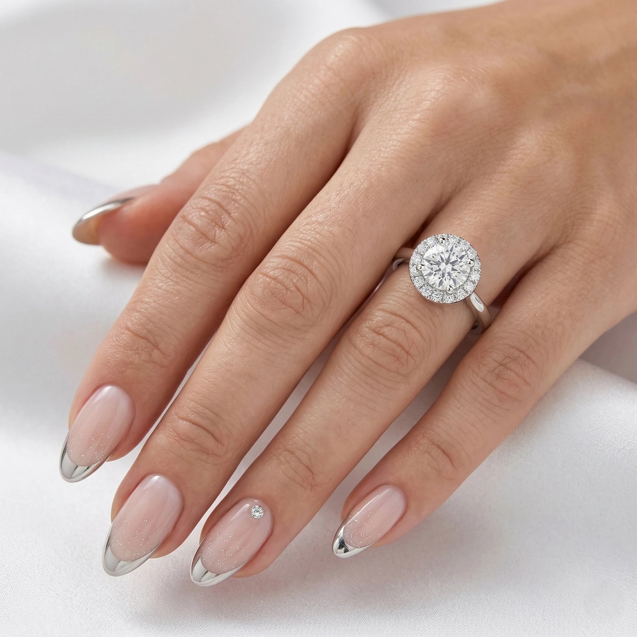 0.90ct GIA Round Cut Natural Diamond Halo Setting Engagement Ring, G / VS1 Chloe's Jewellers