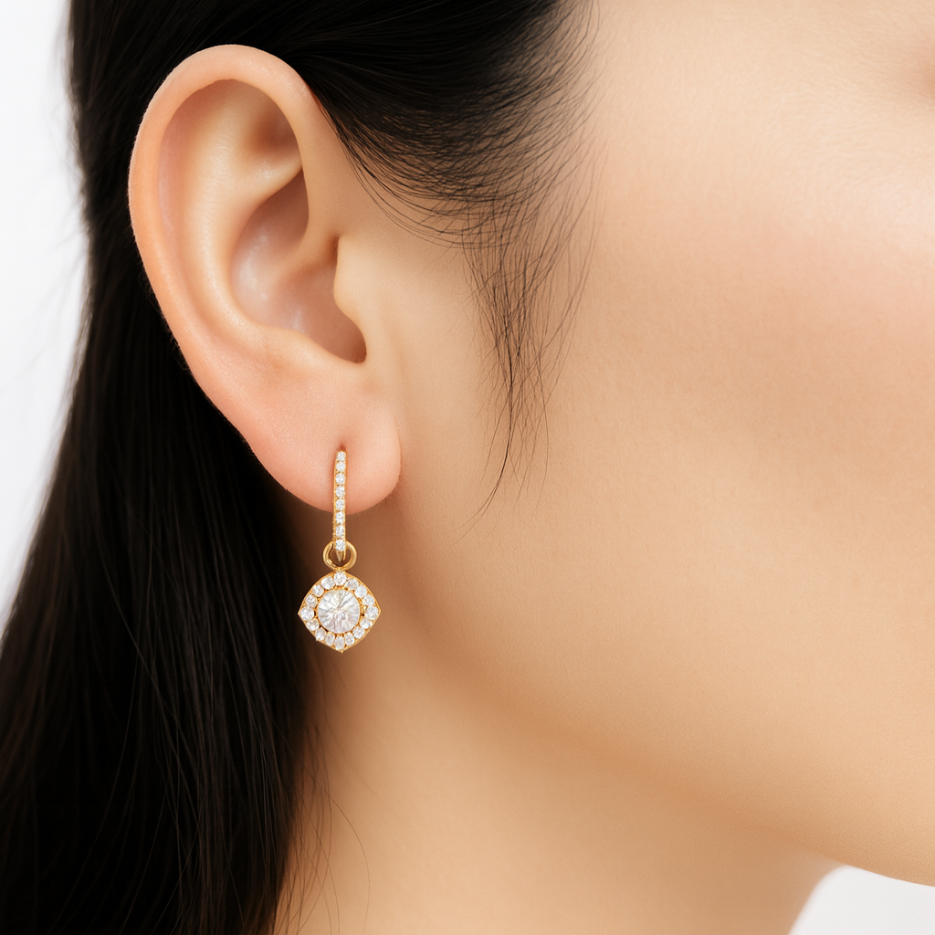 18K Yellow Gold Round Brilliant Diamond Drop Earrings 1.06CT