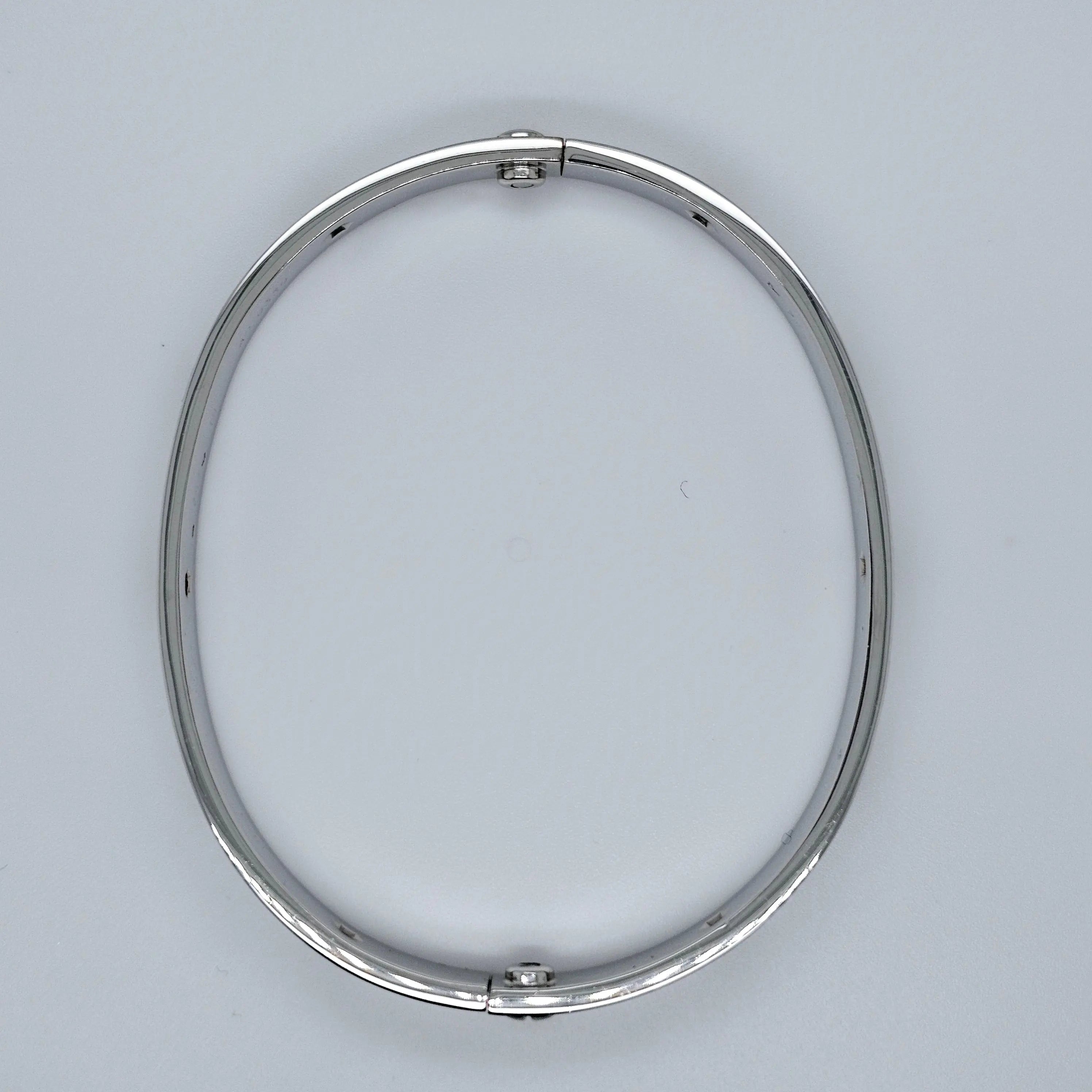 Pre-Owned | Size - 19 / Cartier 18K White Gold Love Bracelet Chloe's Jewellers