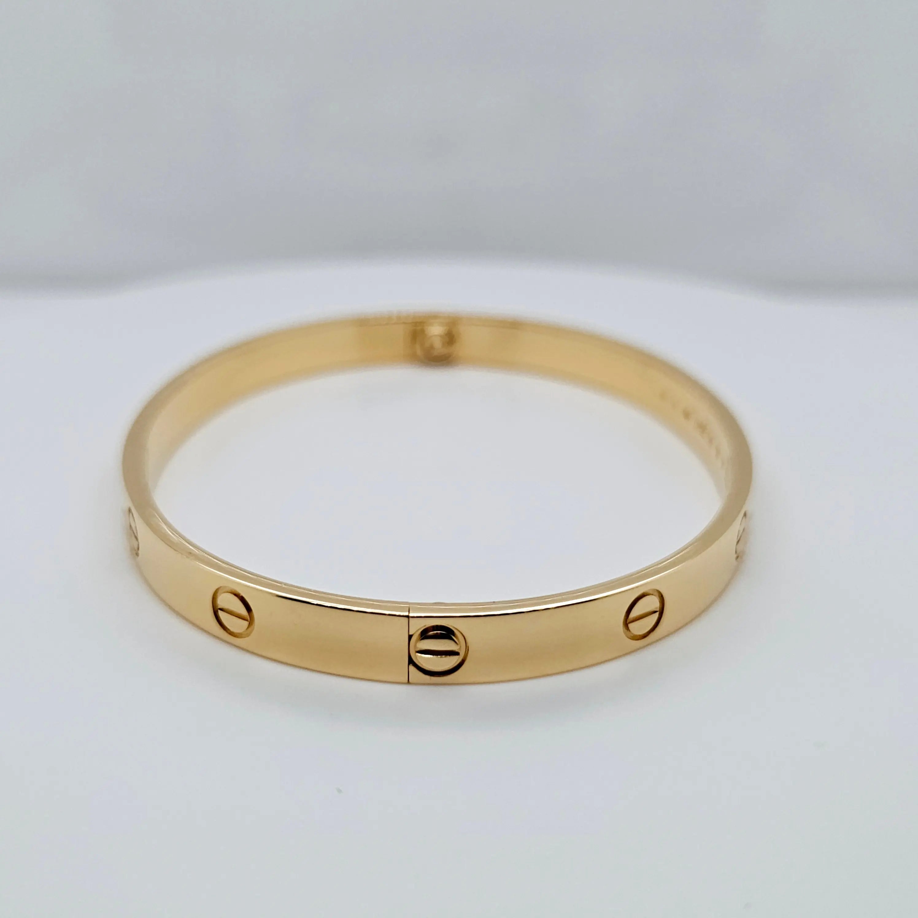 Pre-Owned | Size - 20 / 18ct Yellow Gold Cartier Love Bracelet Chloe's Jewellers