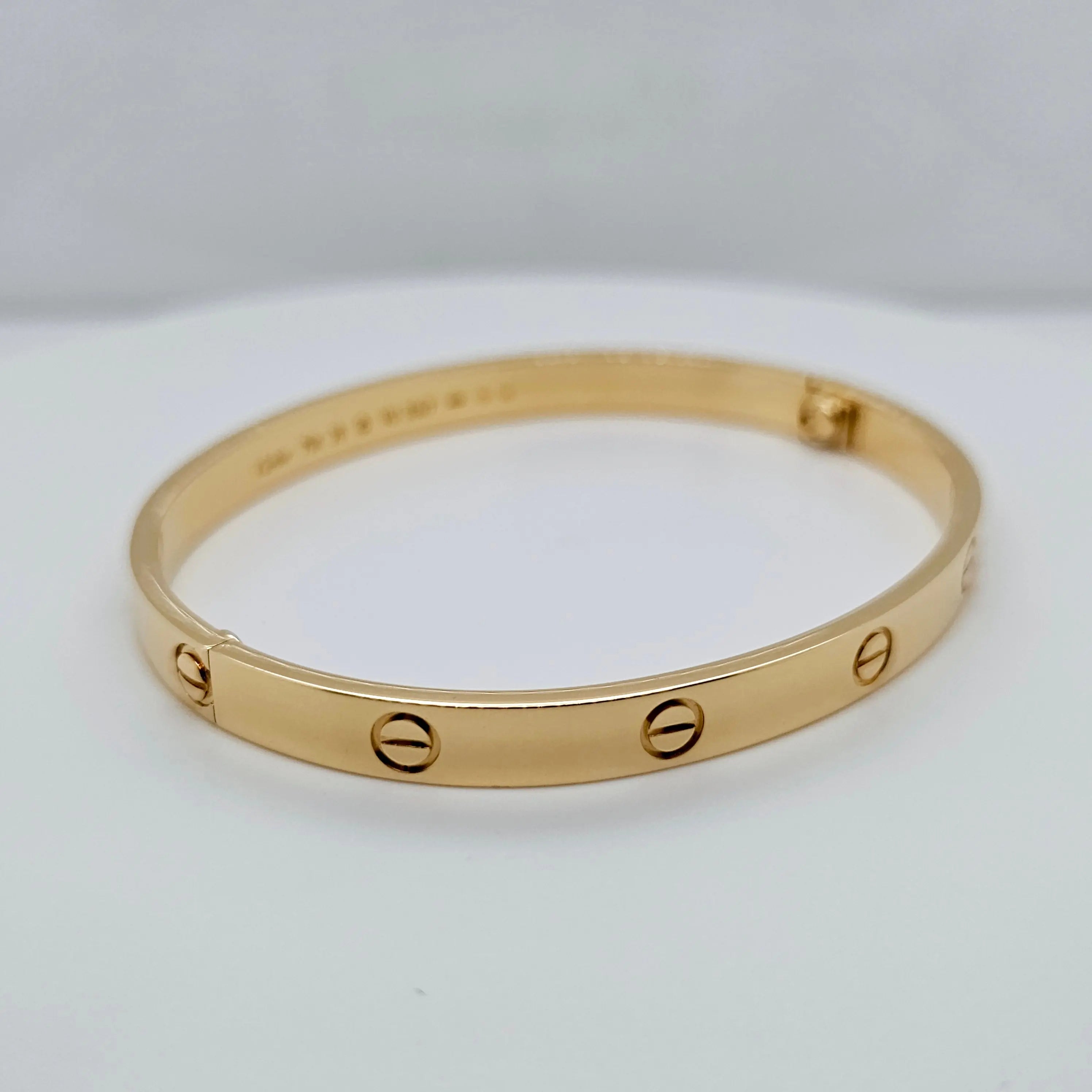 Pre-Owned | Size - 20 / 18ct Yellow Gold Cartier Love Bracelet Chloe's Jewellers