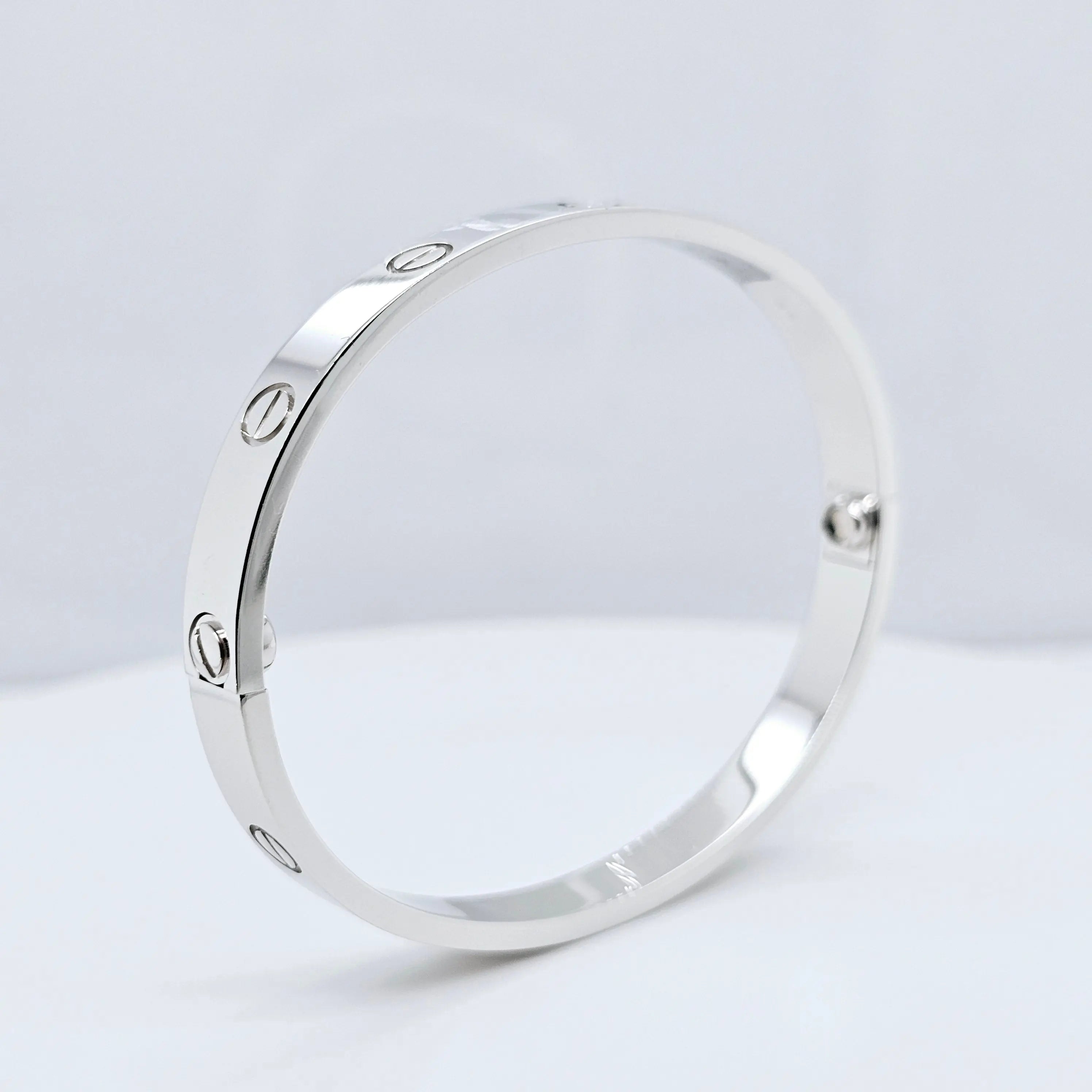 Pre-Owned | Cartier Love Bracelet | Size - 17 Chloe's Jewellers