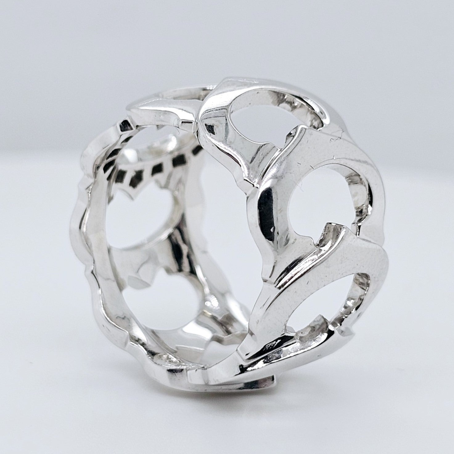 Pre-Owned Cartier 18k White Gold Diamond C De Cartier Ring