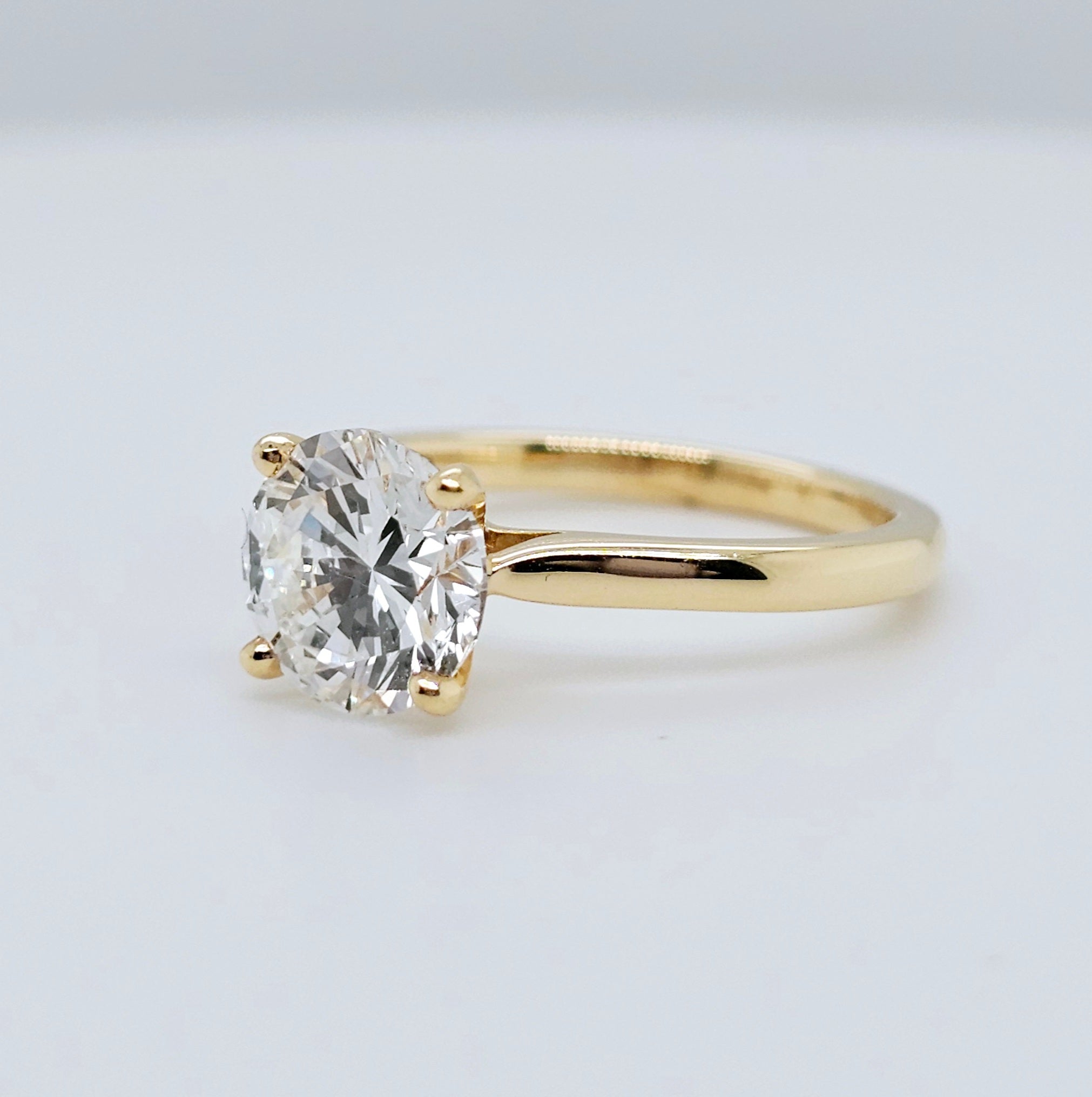 Engagement ring | Wedding ring | 18k yellow gold ring | Single stone ring | Natural diamond ring
