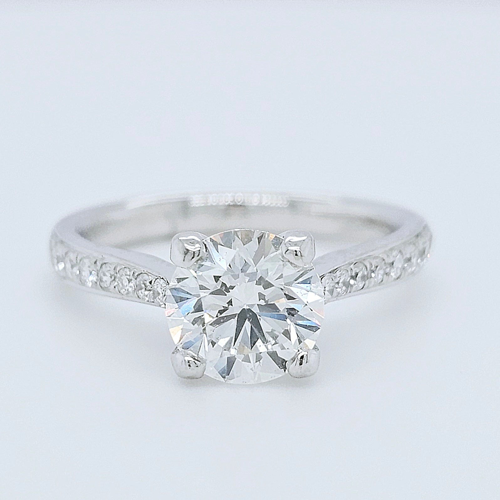 Engagement ring | Diamond ring | Platinum ring | Cathedral setting engagement ring