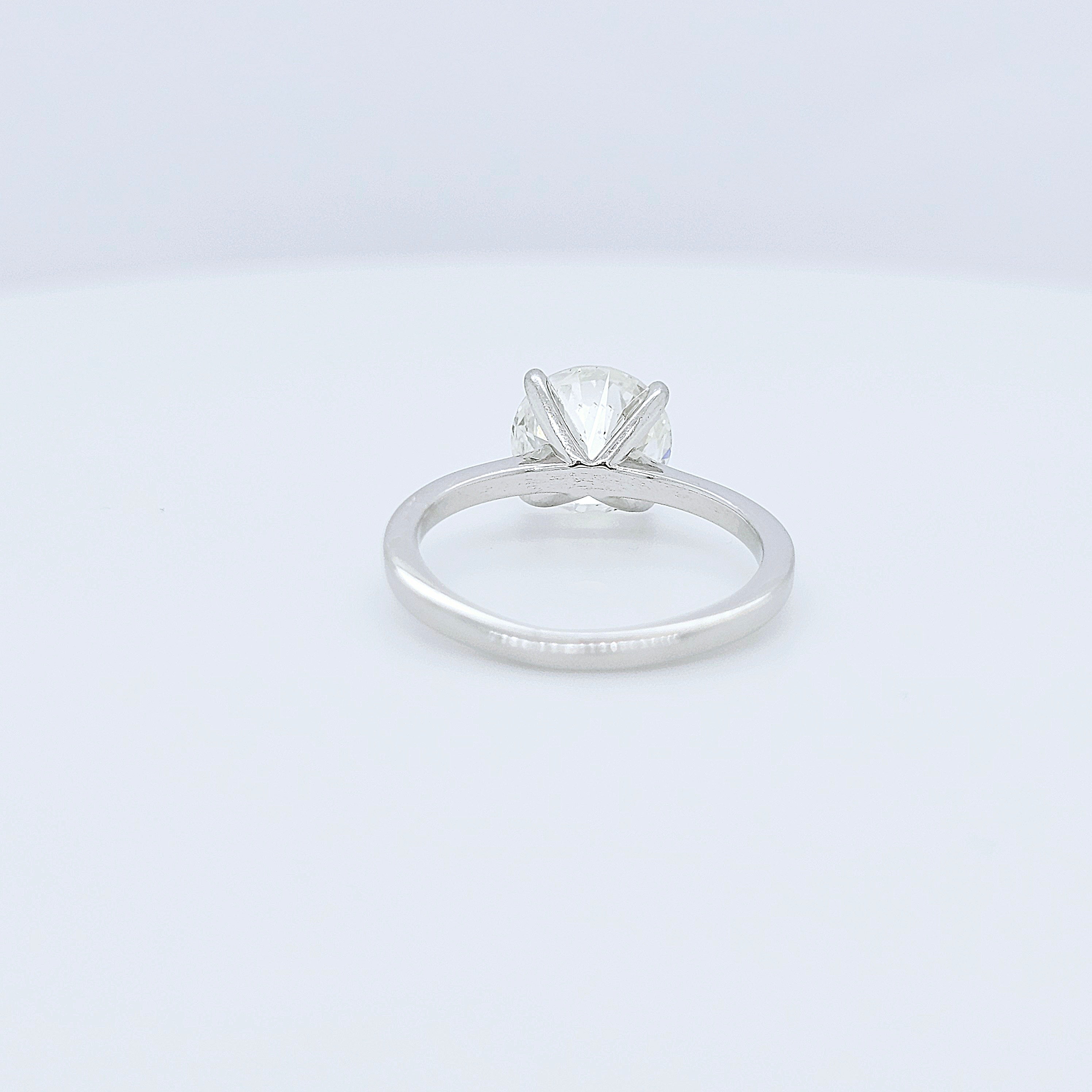 Engagement ring | Wedding ring | Platinum ring | Single stone ring | Natural diamond ring