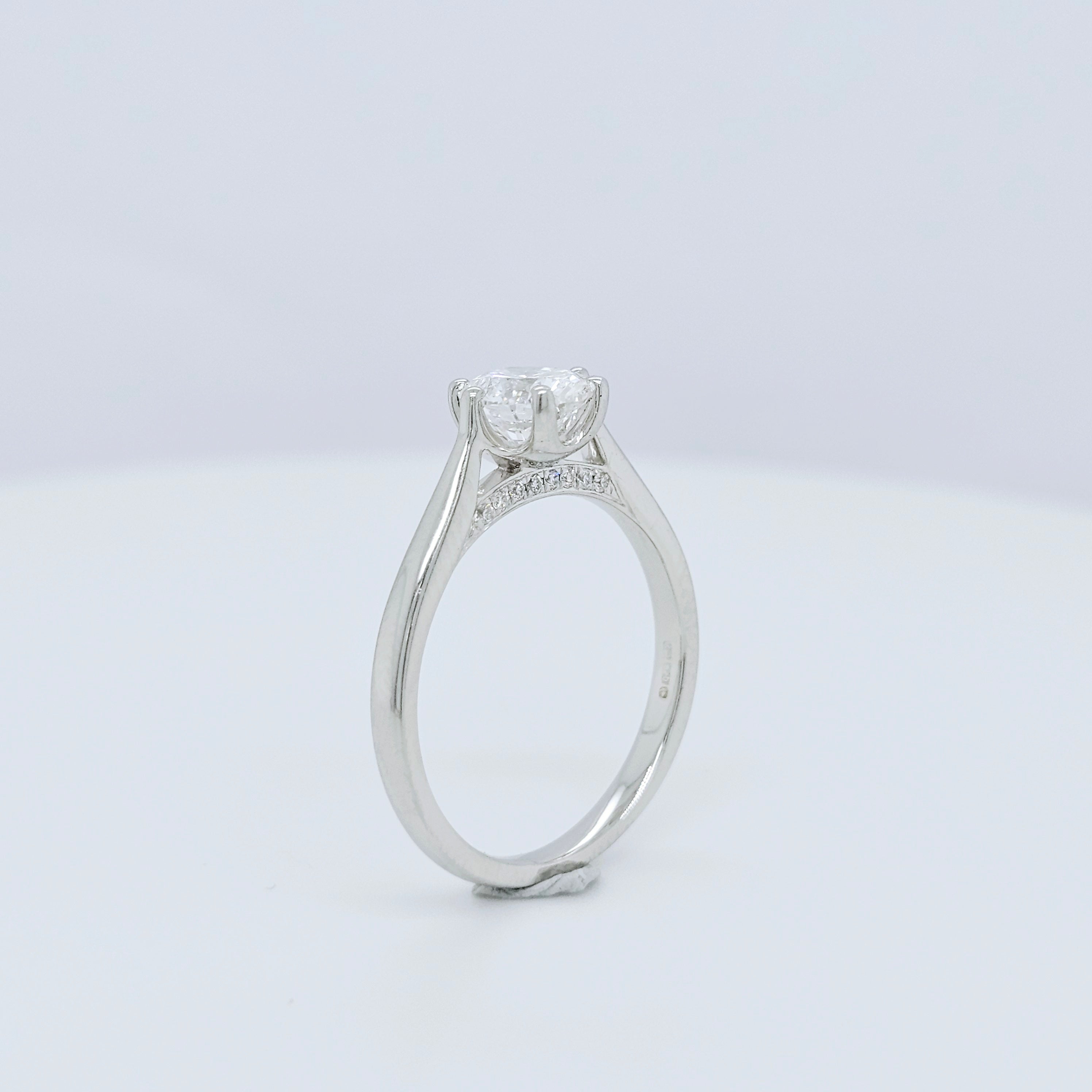 Engagement ring | Wedding ring | 18k yellow gold ring | Single stone ring | Natural diamond ring