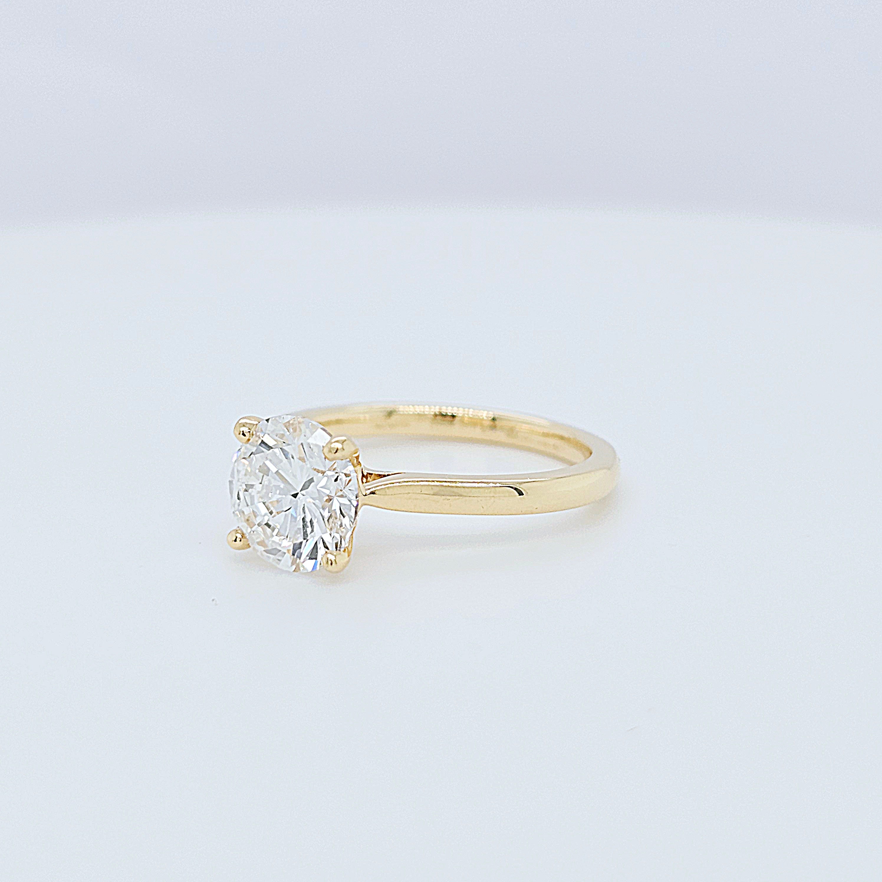 Engagement ring | Wedding ring | 18k yellow gold ring | Single stone ring | Natural diamond ring