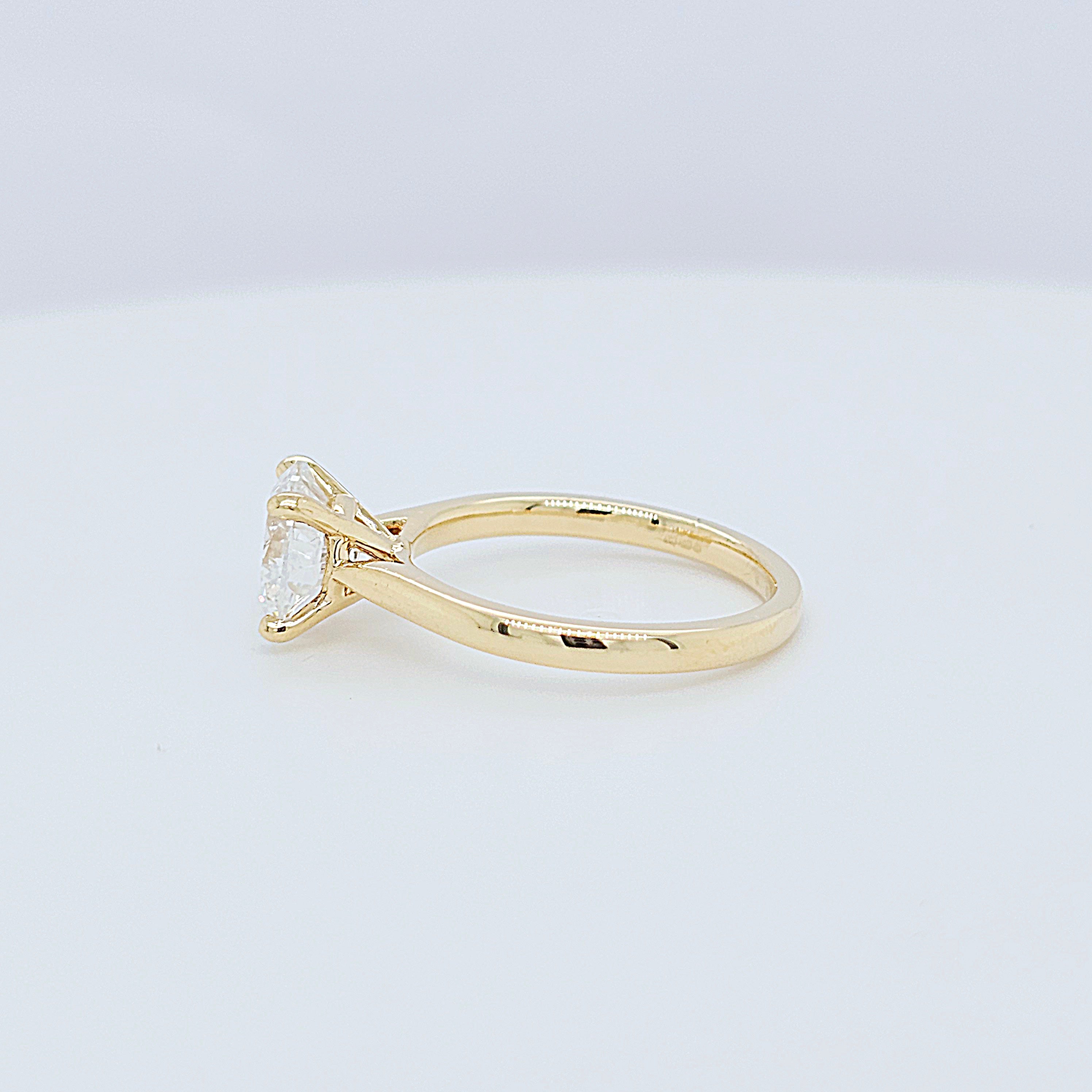 Engagement ring | Wedding ring | 18k yellow gold ring | Single stone ring | Natural diamond ring