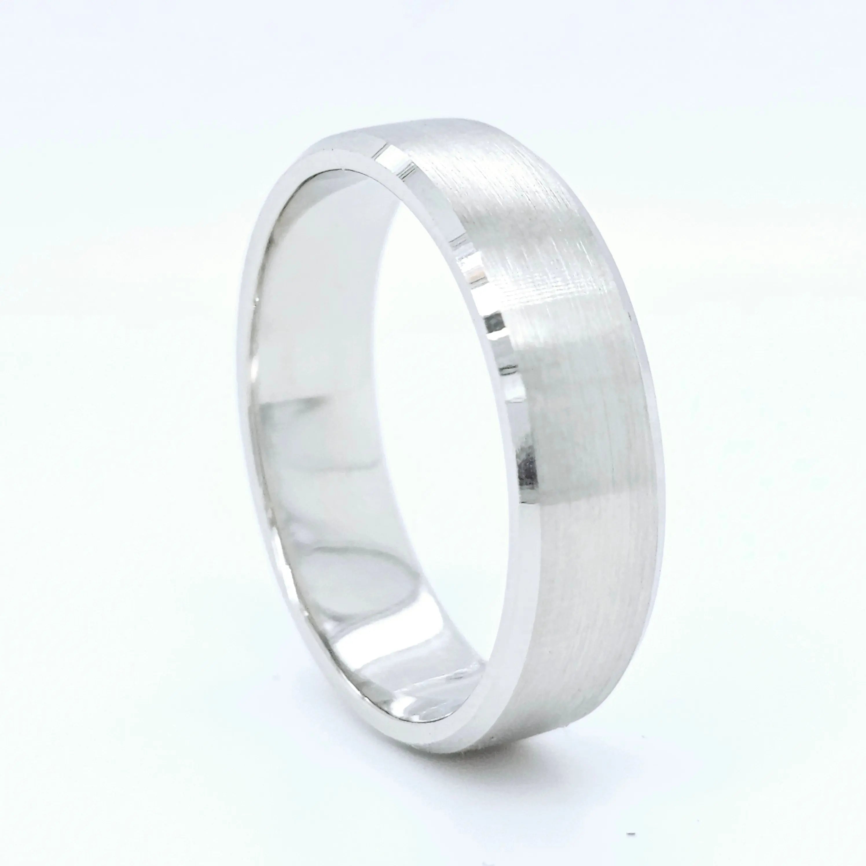Men's wedding band | Platinum wedding bands | Size - U | 6.00 mm Chloe's Jewellers