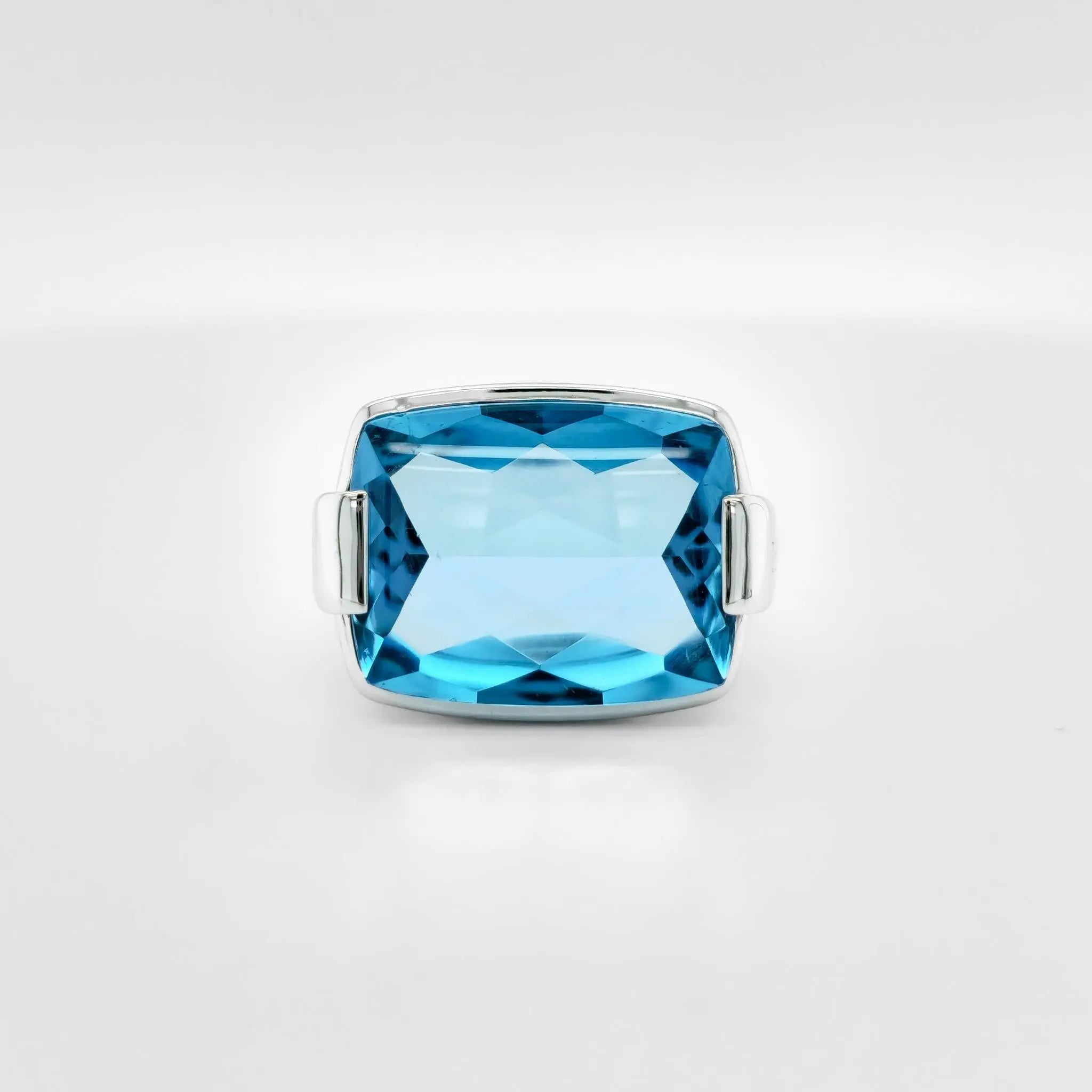 Bvlgari Metropolis Topaz Cocktail Ring, 18ct White Gold, Size M Chloe's Jewellers