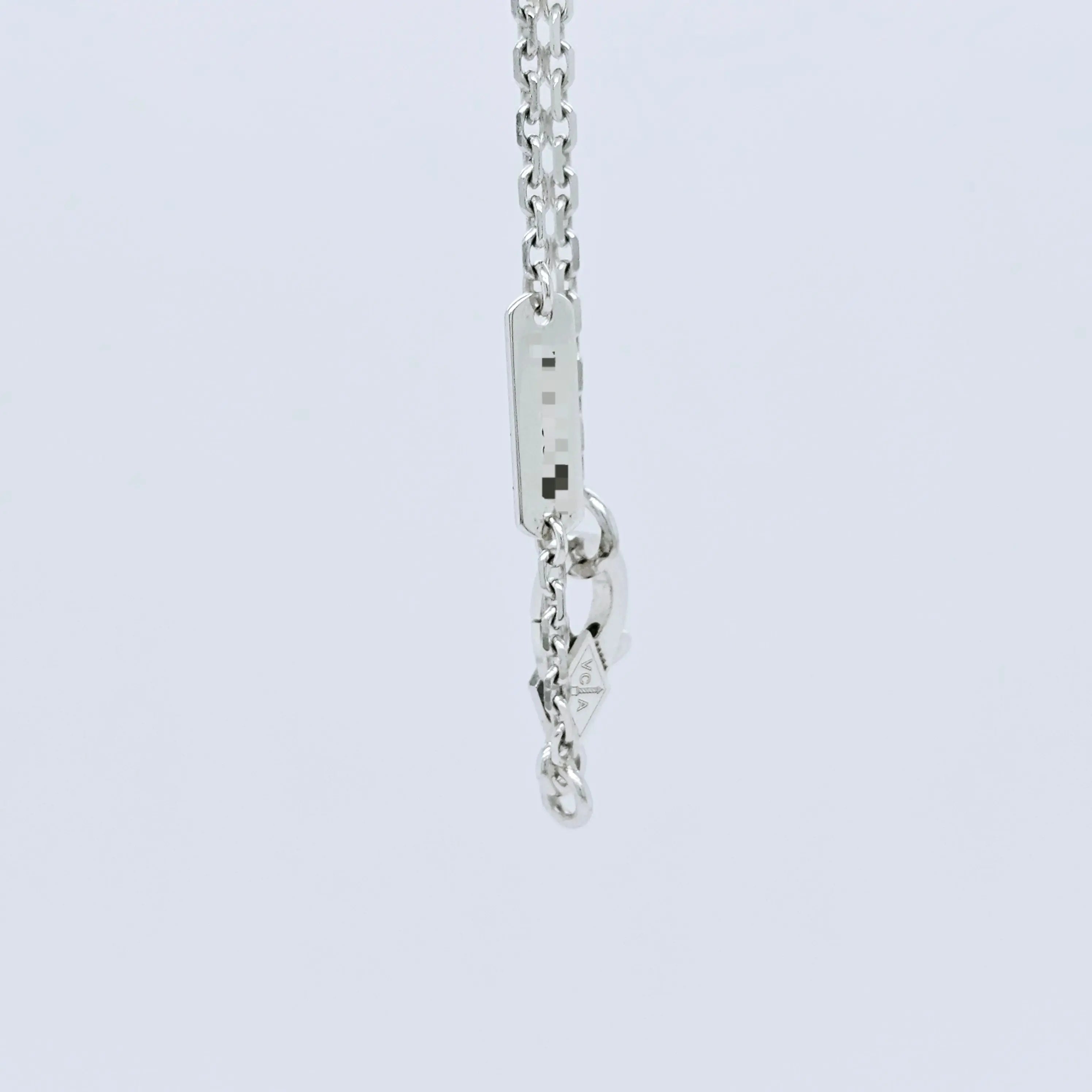 Pre-Owned Van Cleef & Arpels Vintage Alhambra Pendant Necklace – 18ct White Gold & Mother of Pearl Chloe's Jewellers