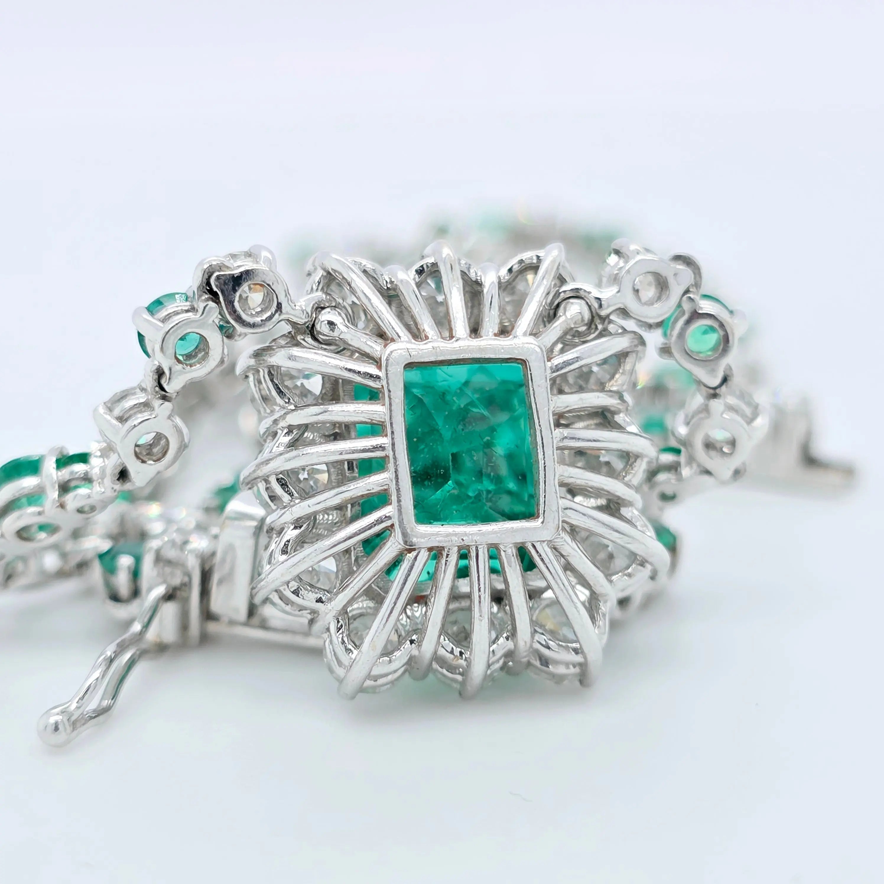 Antique emerald pendant necklace, Halo setting Chloe's Jewellers