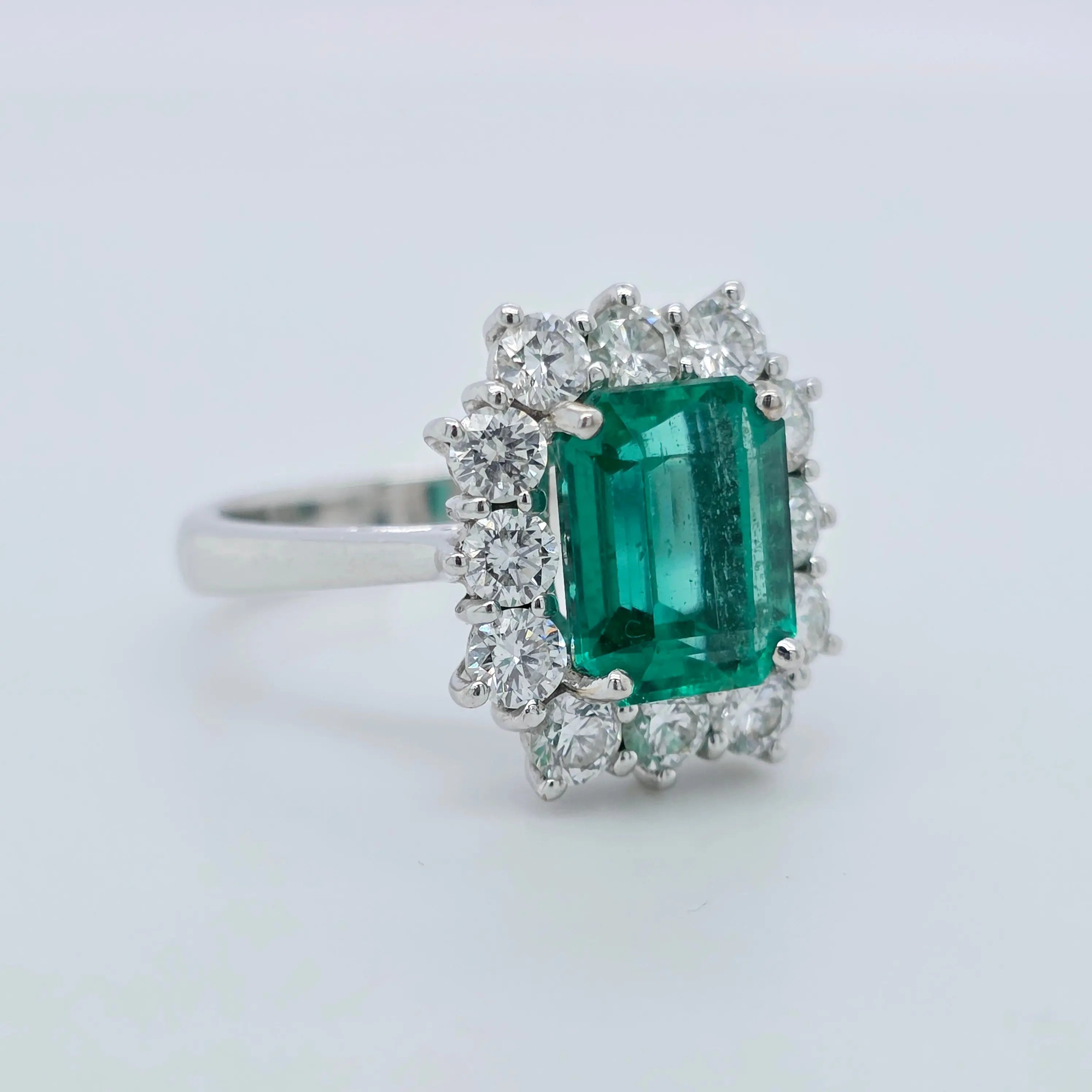 Antique emerald ring, Engagement ring, Halo setting Chloe's Jewellers