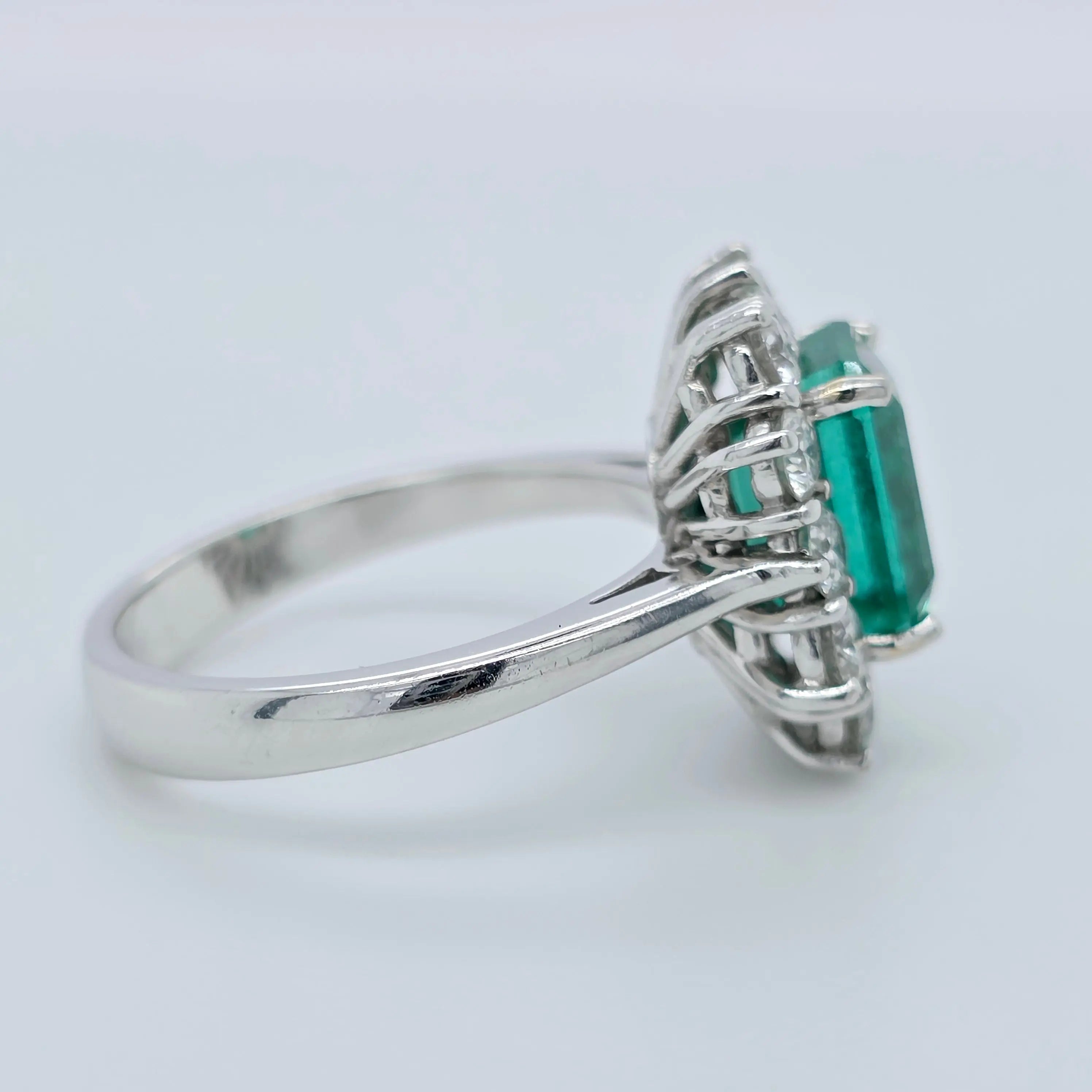Antique emerald ring, Engagement ring, Halo setting Chloe's Jewellers