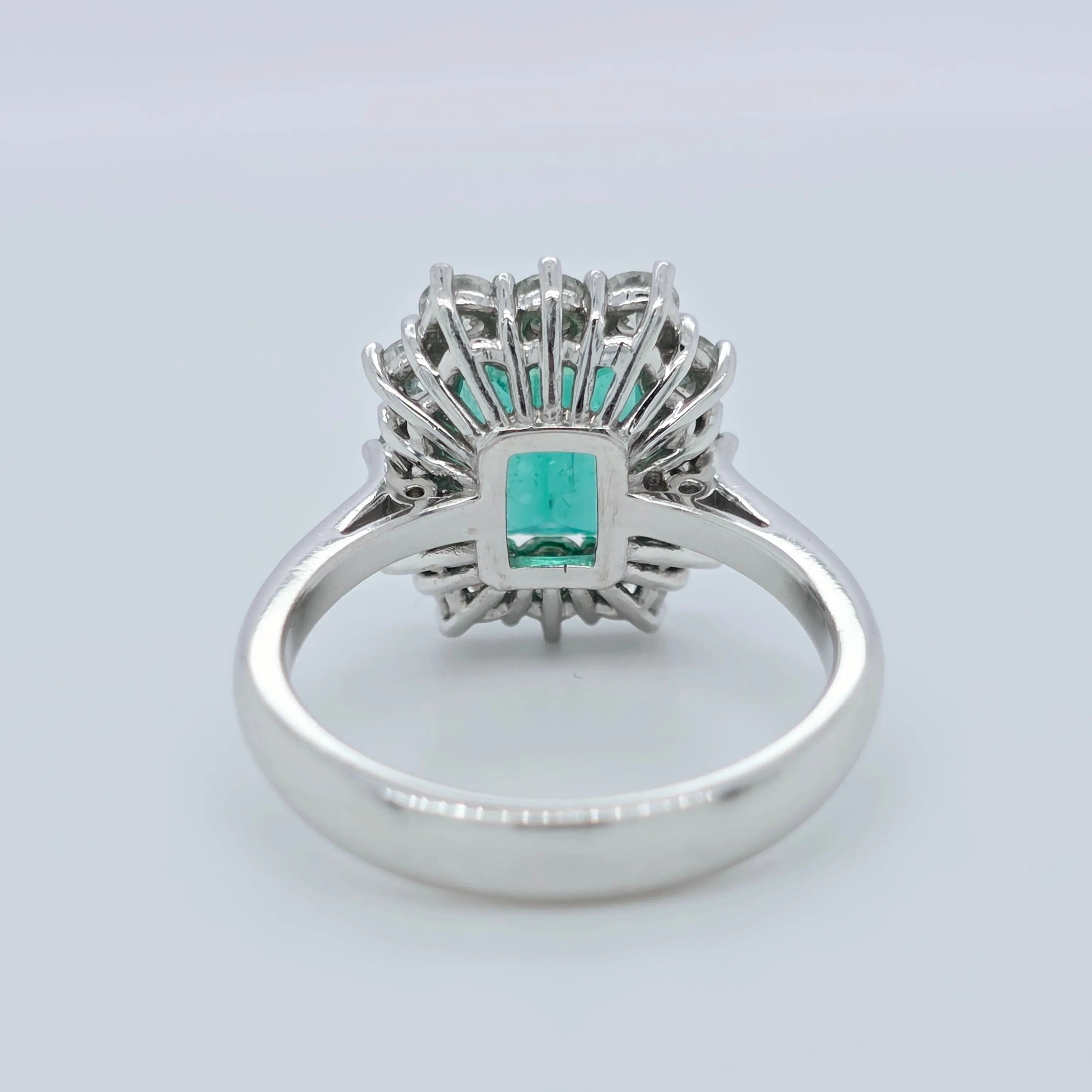 Antique emerald ring, Engagement ring, Halo setting Chloe's Jewellers