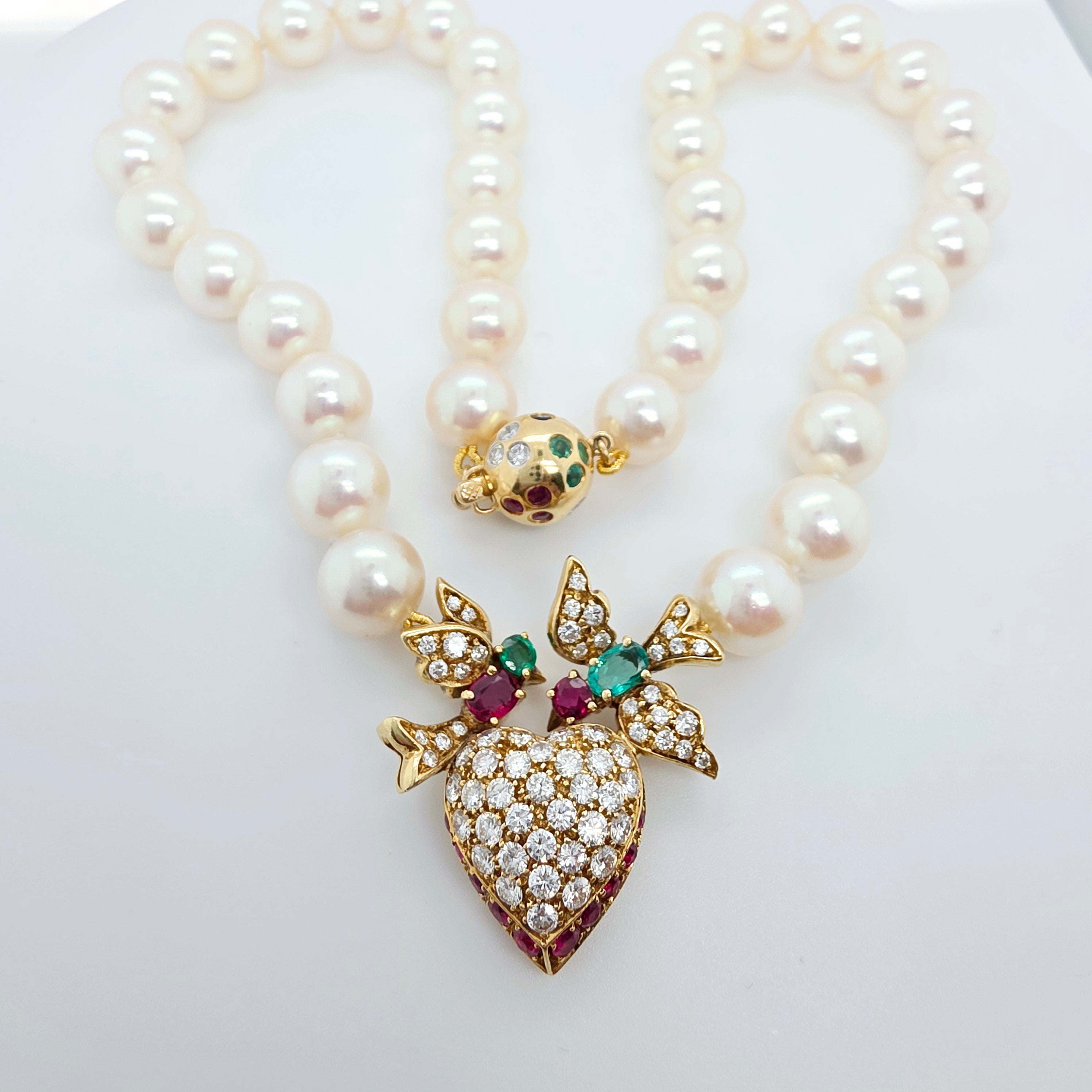 Heart-Shaped Pendant Pearl Necklace – 18ct Yellow Gold