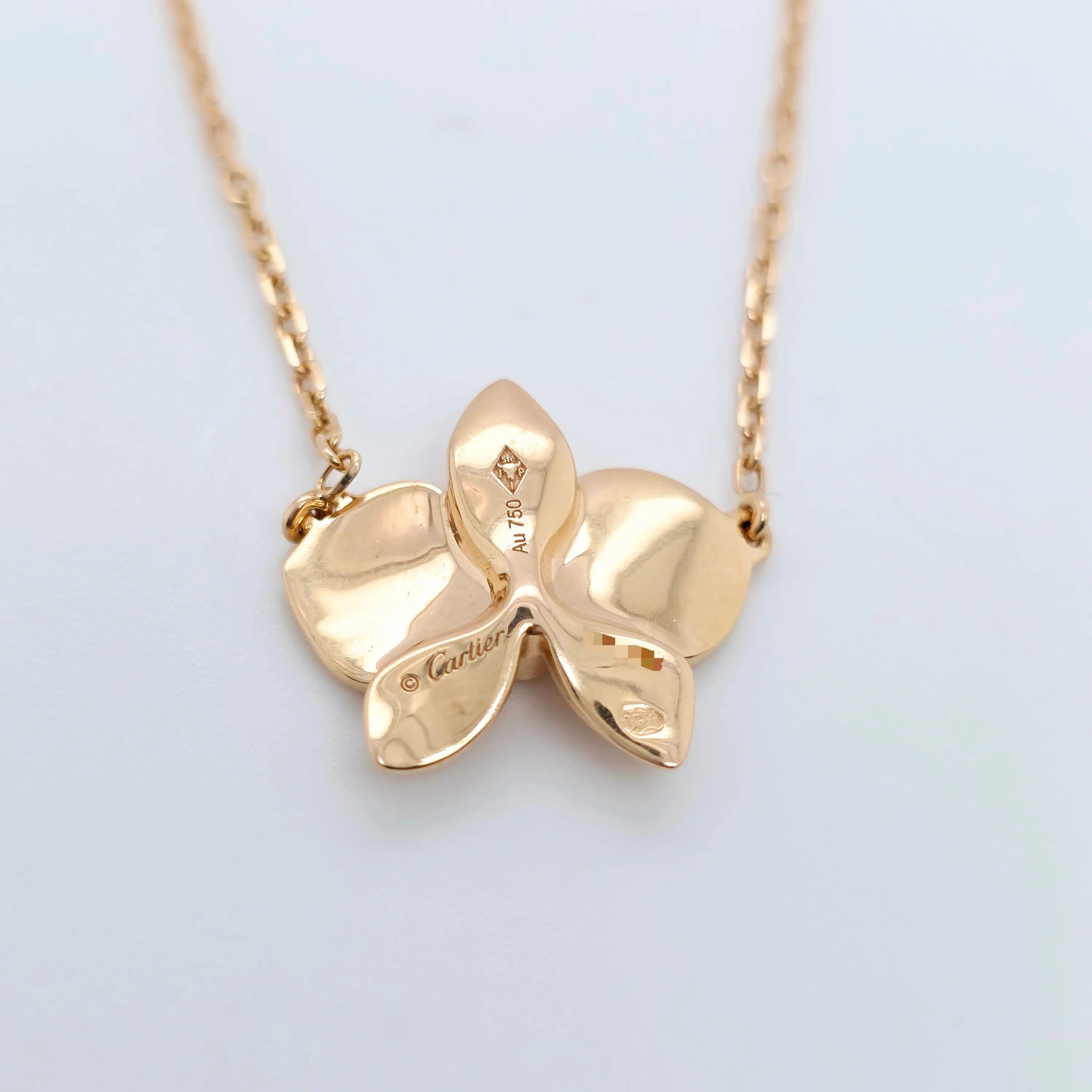 Cartier Caresse d'Orchidées par necklace, 18ct Yellow Gold, Adjustable chain Chloe's Jewellers