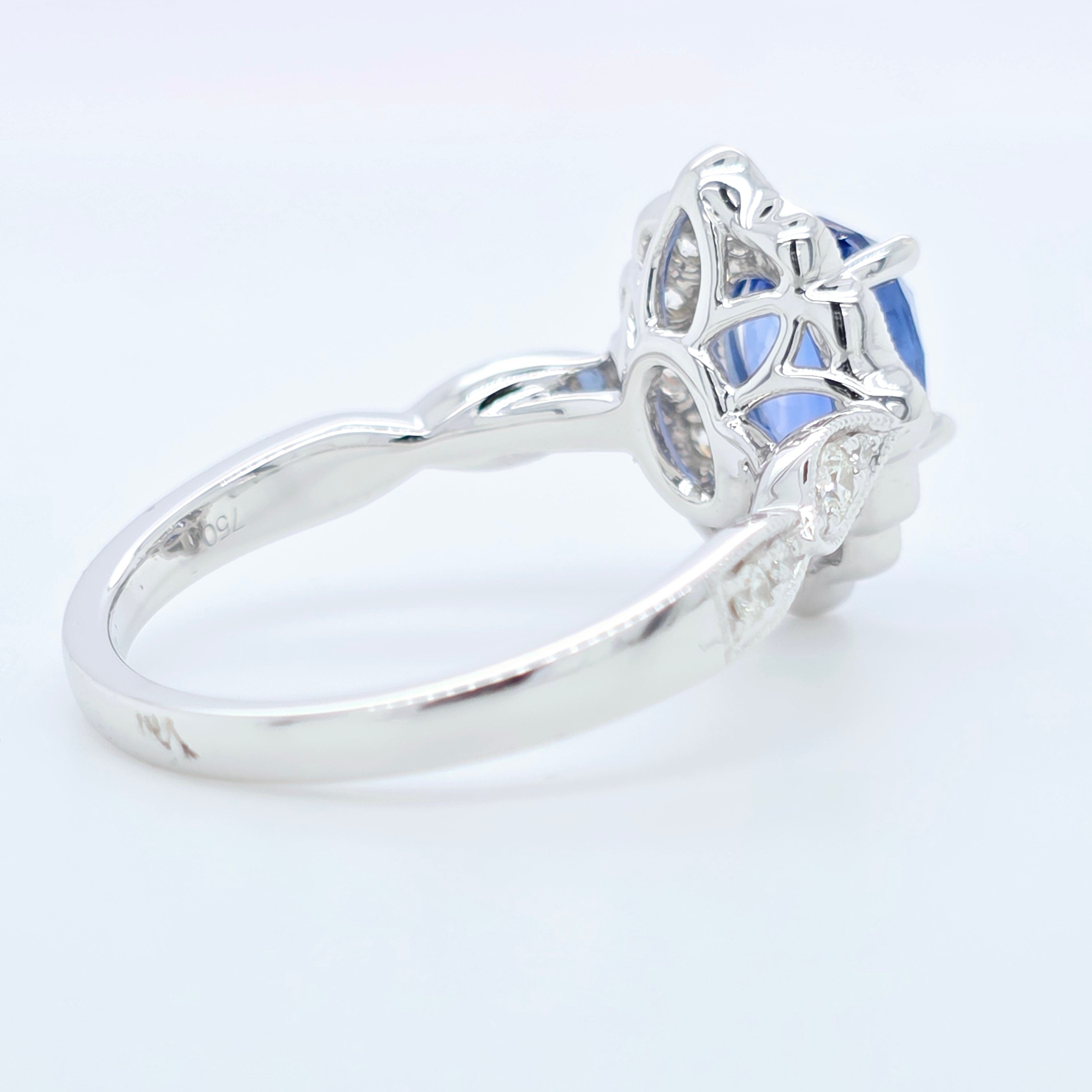 2.02ct Blue Sapphire Ring – Oval Halo, 18K Gold, F VS1 Diamonds