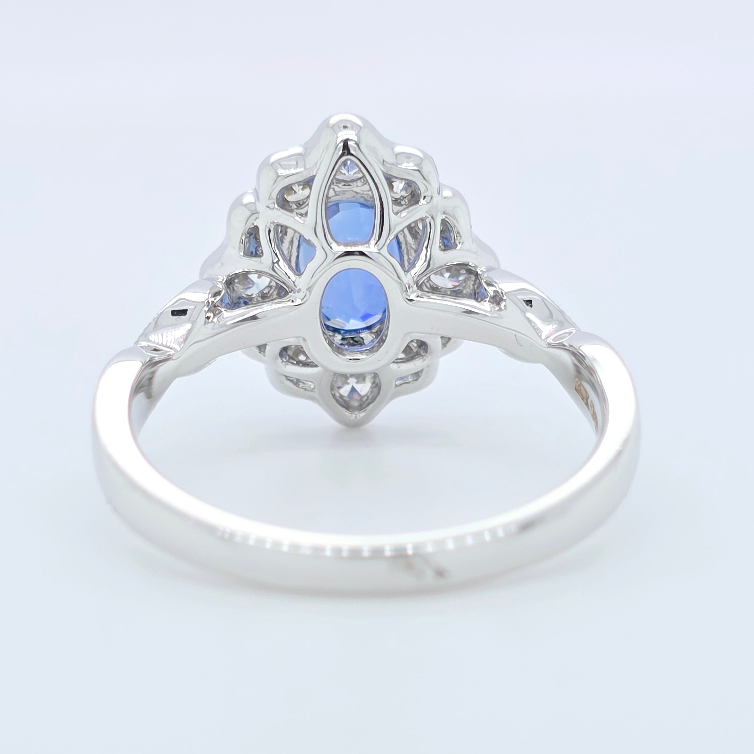 2.02ct Blue Sapphire Ring – Oval Halo, 18K Gold, F VS1 Diamonds