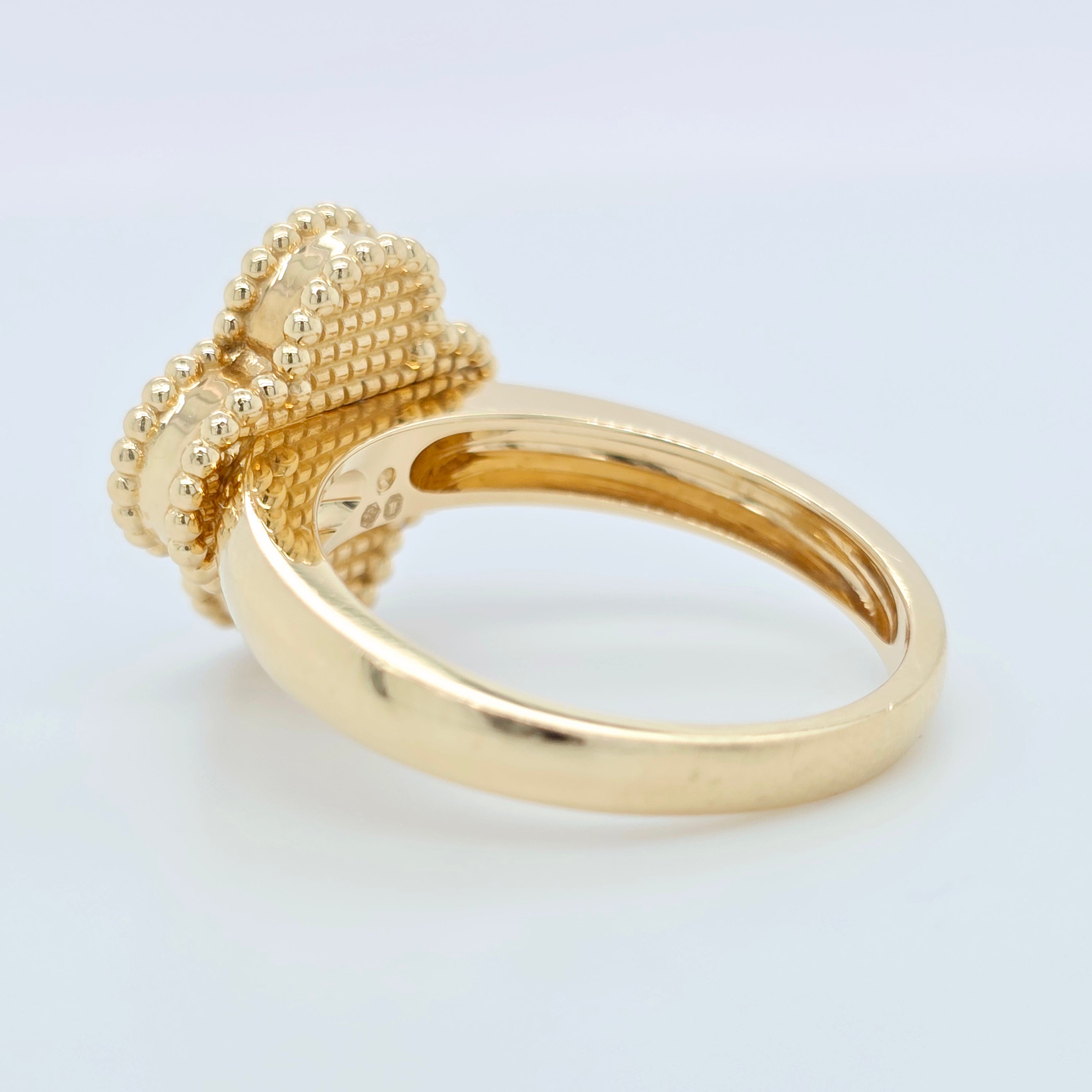 Van Cleef Alhambra Ring – Carnelian, Diamond, 18ct Gold, Size 55 Chloe's Jewellers