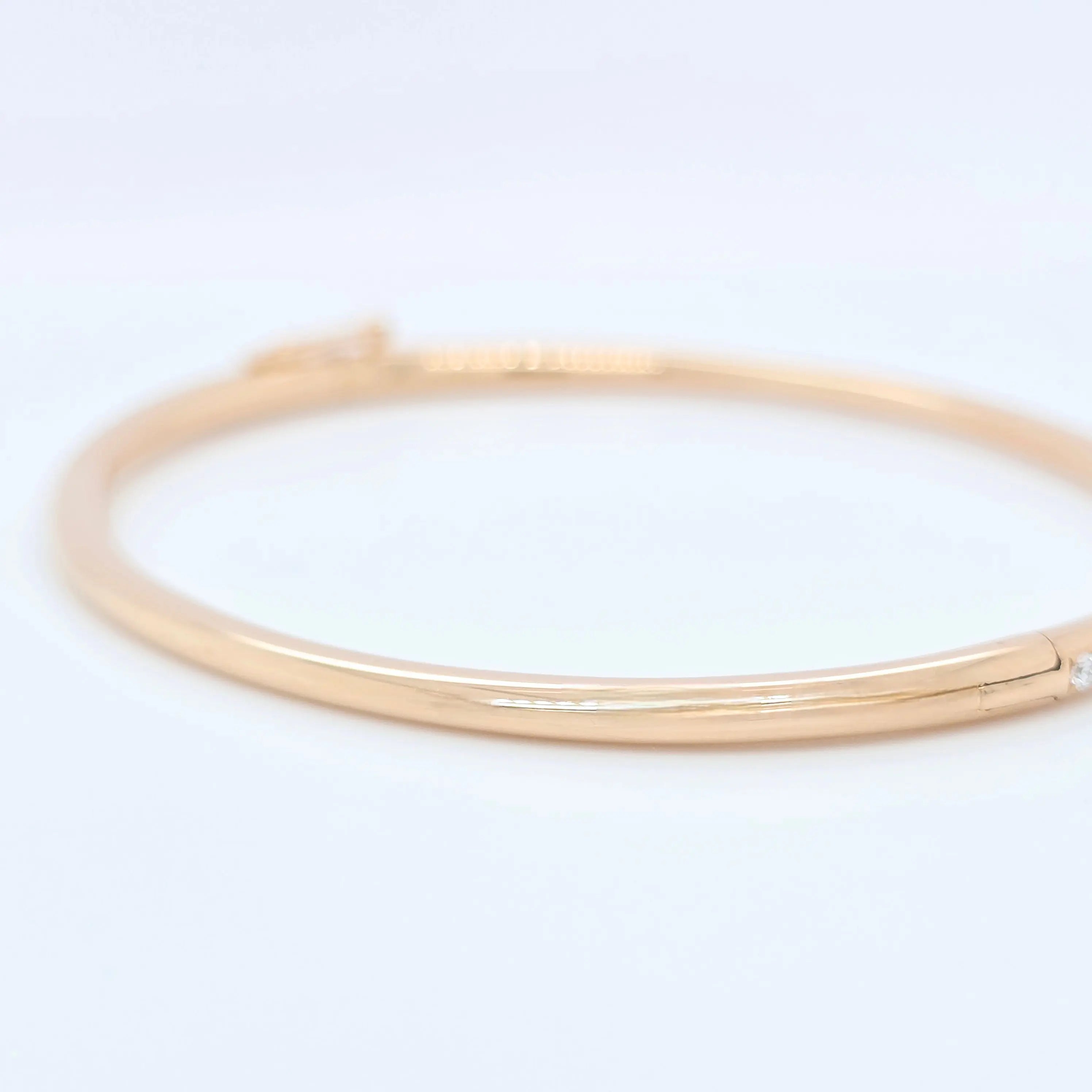De Beers DB Classic Bangle – 18ct Rose Gold, 0.64ct, Size 17 Chloe's Jewellers