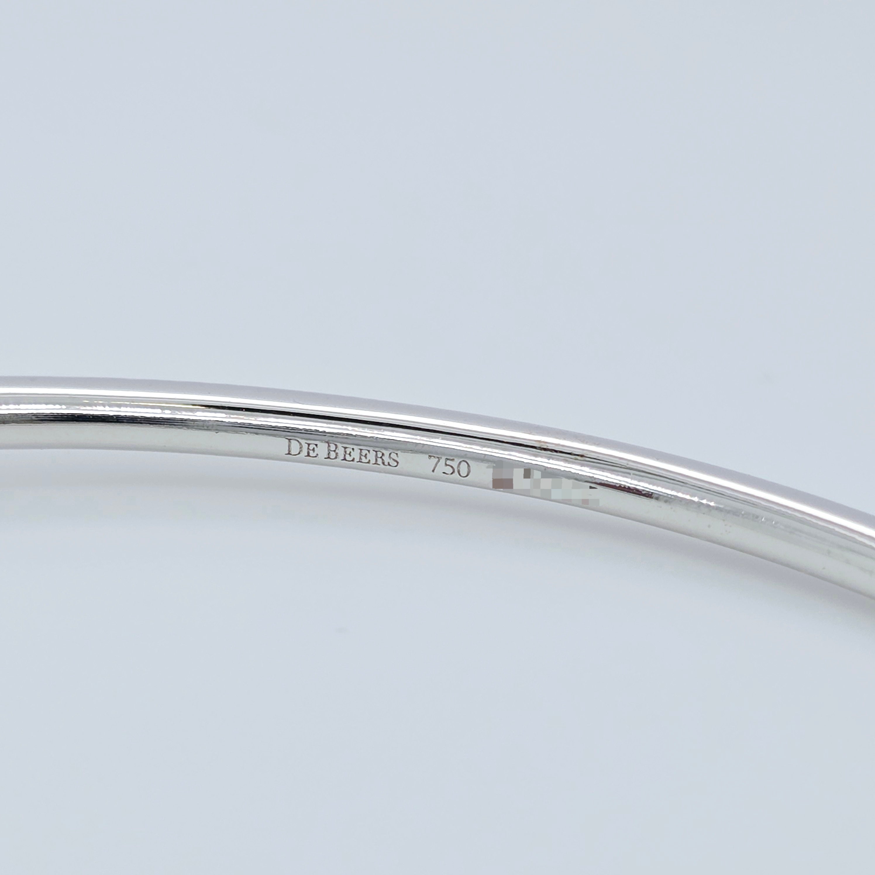 De Beers DB Classic Bangle – 18ct White Gold, 0.64ct, Size 17