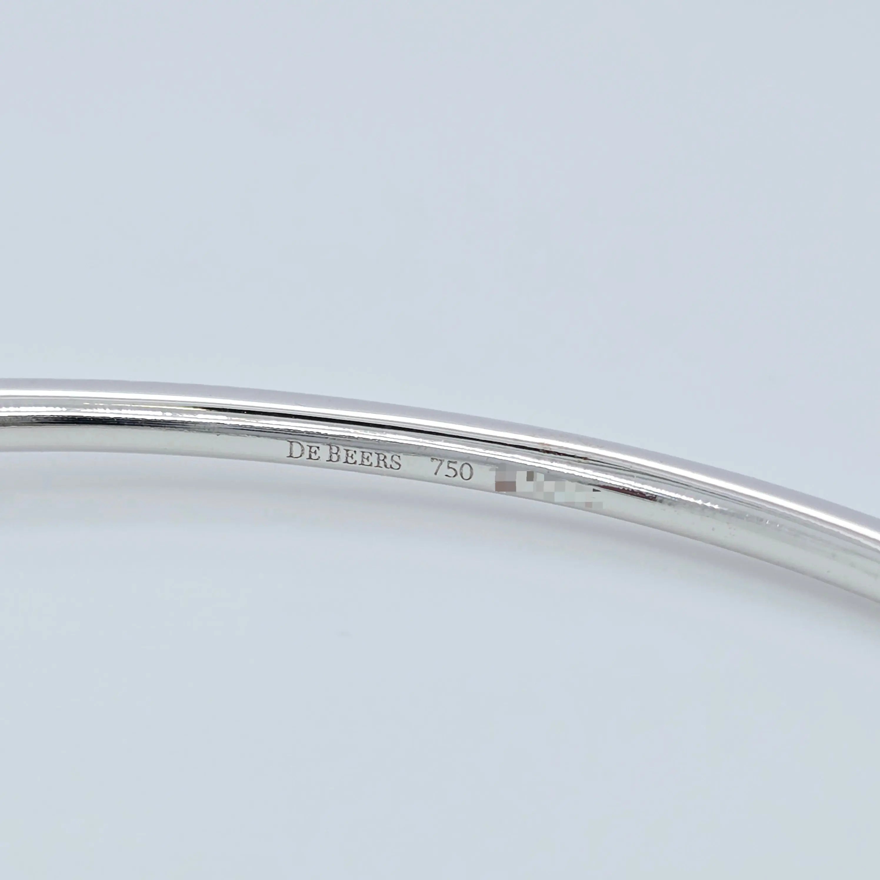 De Beers DB Classic Bangle – 18ct White Gold, 0.64ct, Size 17 Chloe's Jewellers