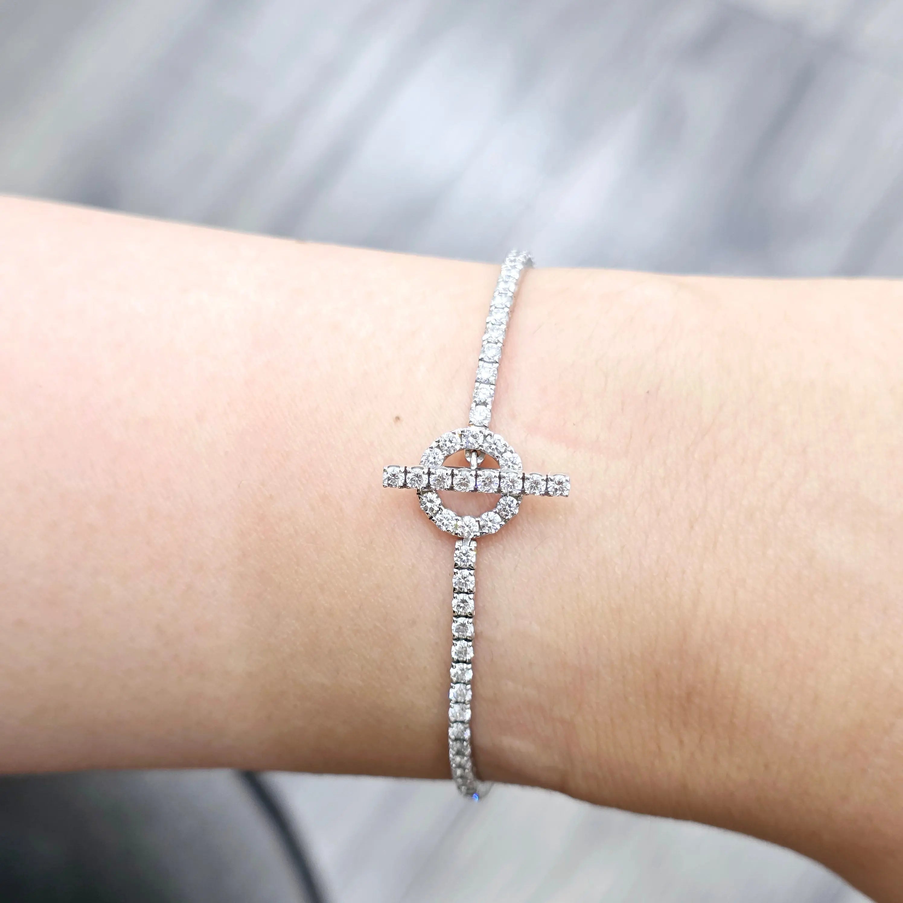 Hermès Diamond Tennis Bracelet – 18ct White Gold, 2.60ct, 17cm Chloe's Jewellers