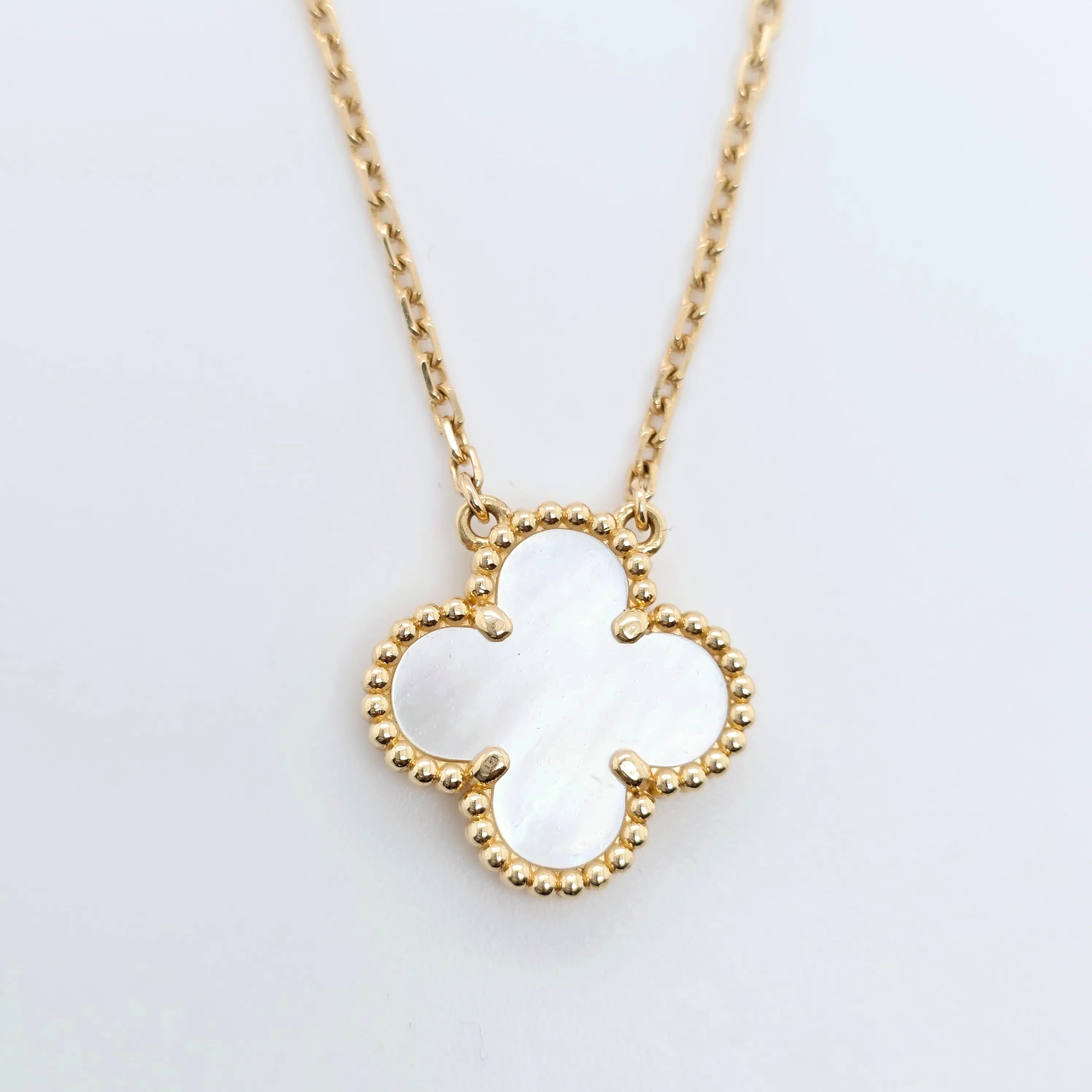 Pre-Owned Van Cleef & Arpels Vintage Alhambra Pendant Necklace – 18ct Yellow Gold & Mother of Pearl Chloe's Jewellers