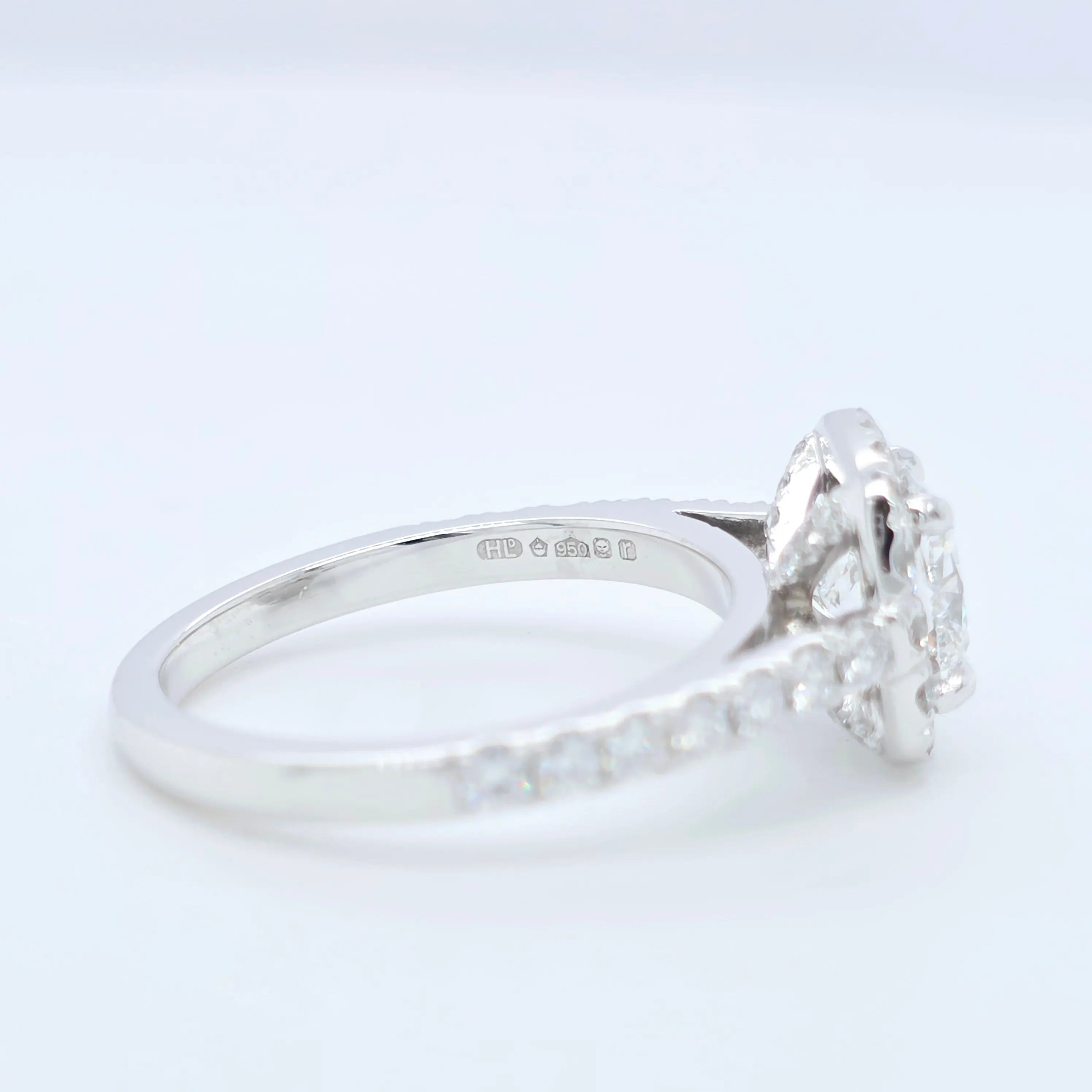 Pre-Owned Hirsh London Regal Diamond Ring – 1.02ct Cushion Cut in Platinum Chloe's Jewellers