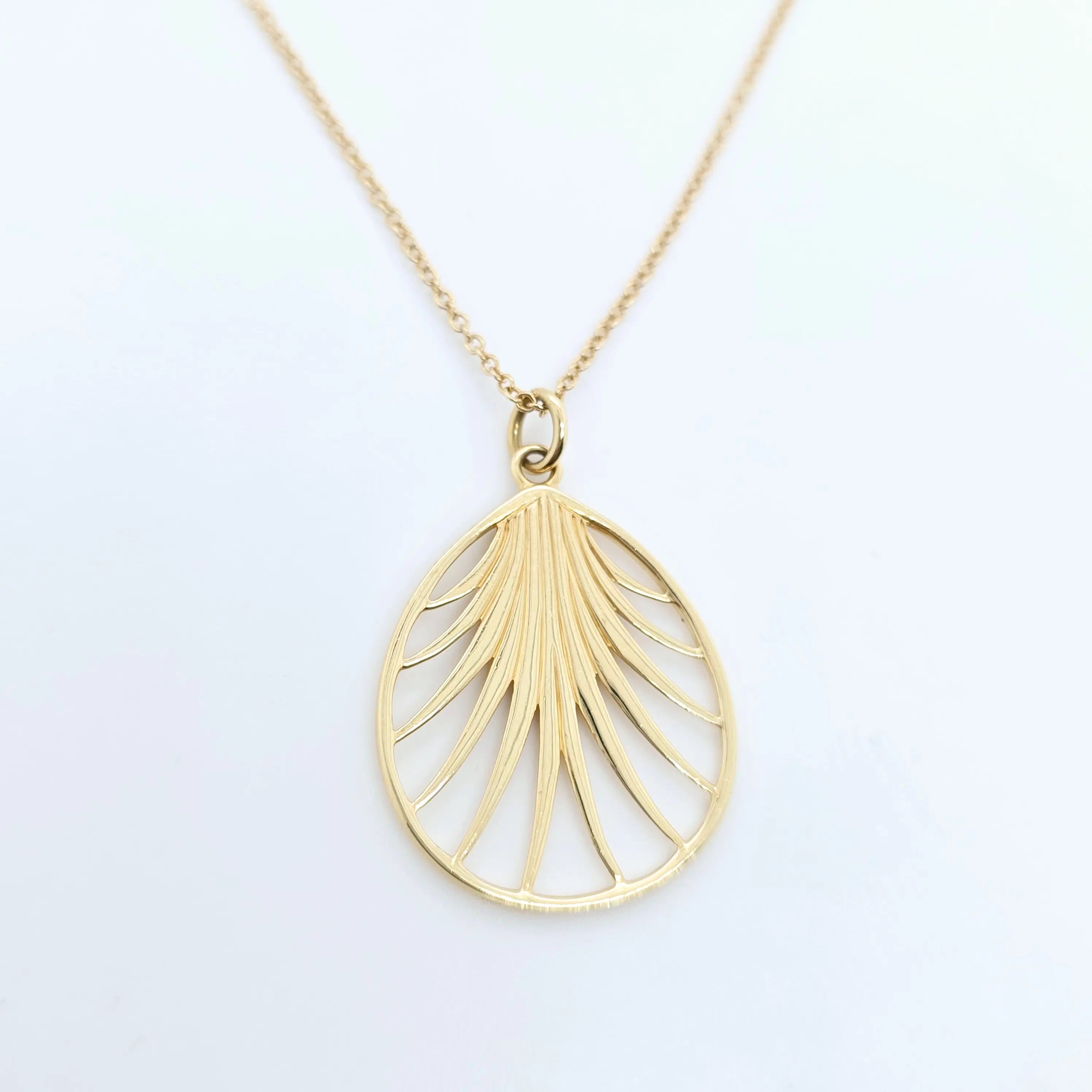 Tiffany & Co. Paloma Picasso Villa Palm Leaf Pendant, 18ct Yellow Gold,16 Inches Chloe's Jewellers