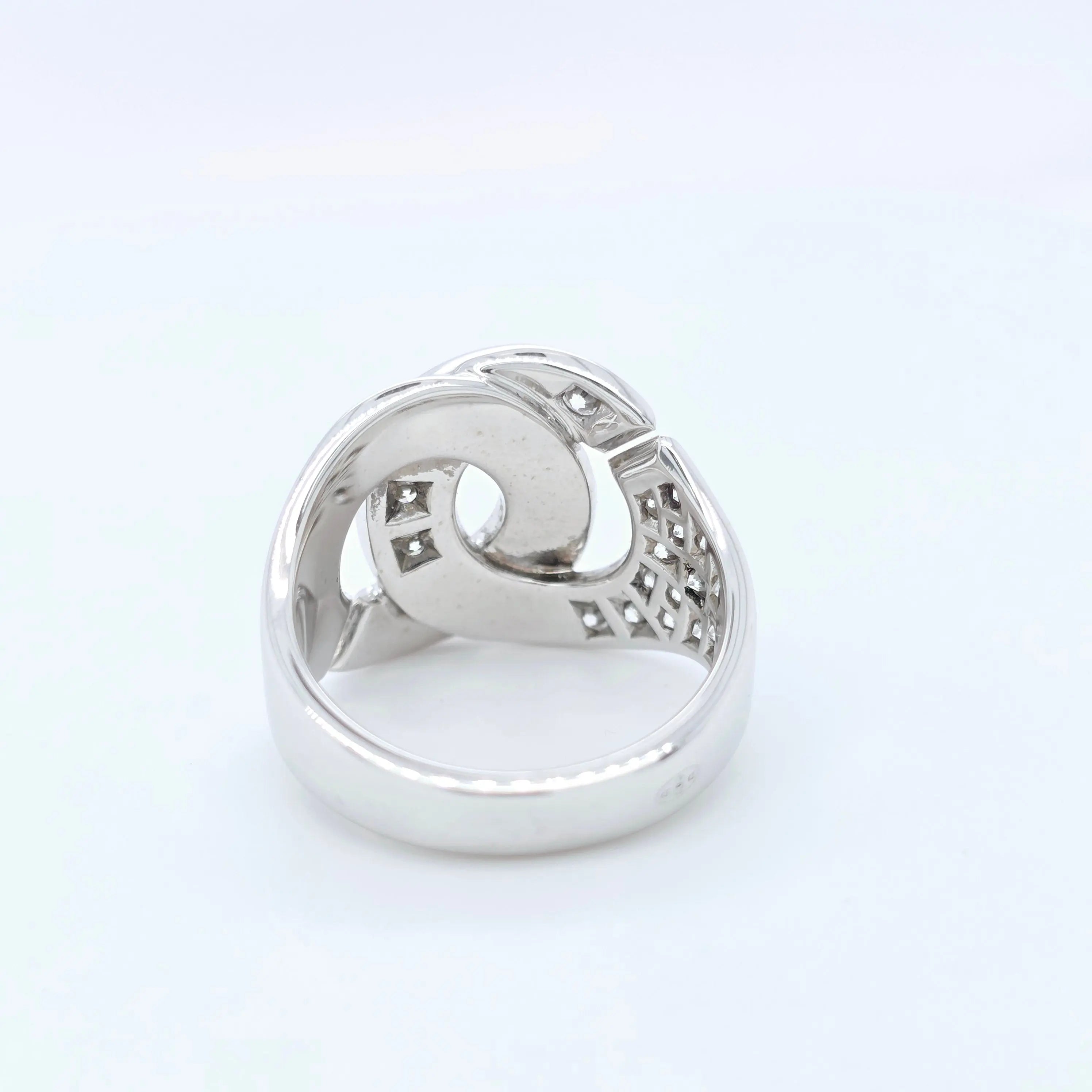 Pre-Owned Dinh Van Menottes R16 Ring | Diamond | 18K White Gold Chloe's Jewellers