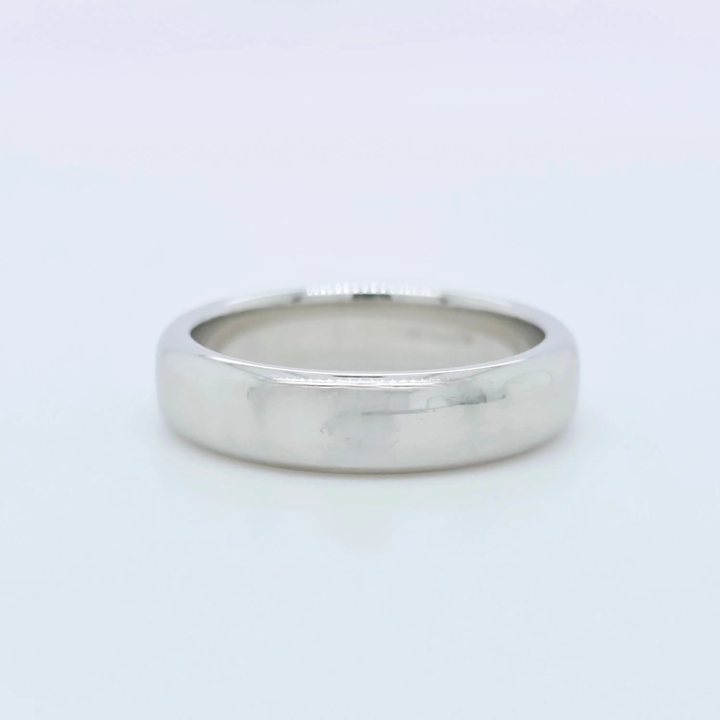 Tiffany & Co. Wedding Band, Platinum, 4.4mm, Size K Chloe's Jewellers