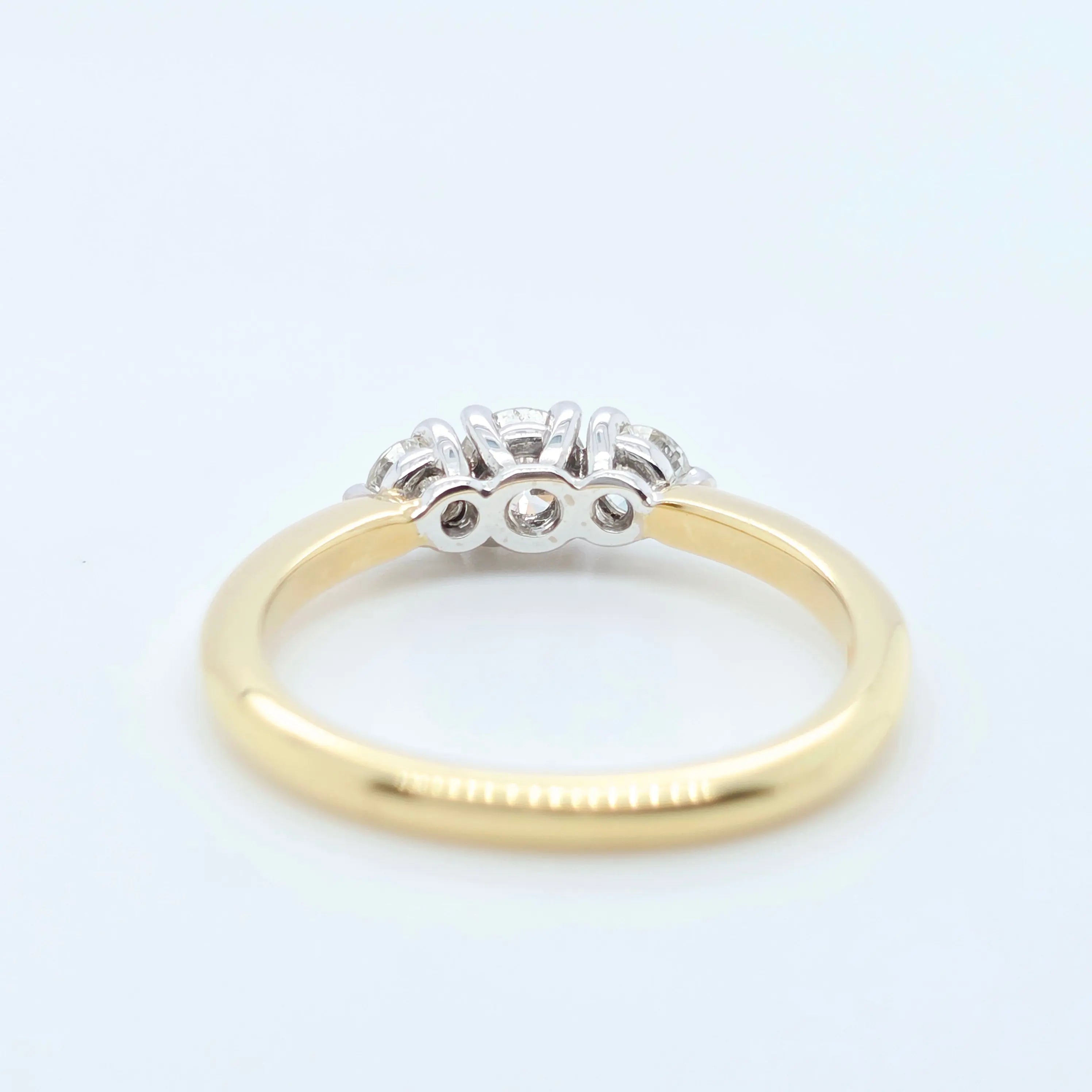Pre-Owned Three Stone Diamond Ring | 0.45ct | 18K Gold | Size J Chloe's Jewellers