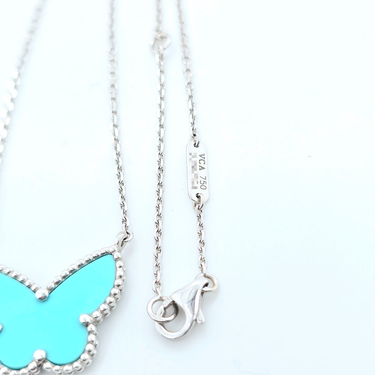 Van Cleef & Arpels Sweet Alhambra Turquoise butterfly pendant necklace, 18K Gold