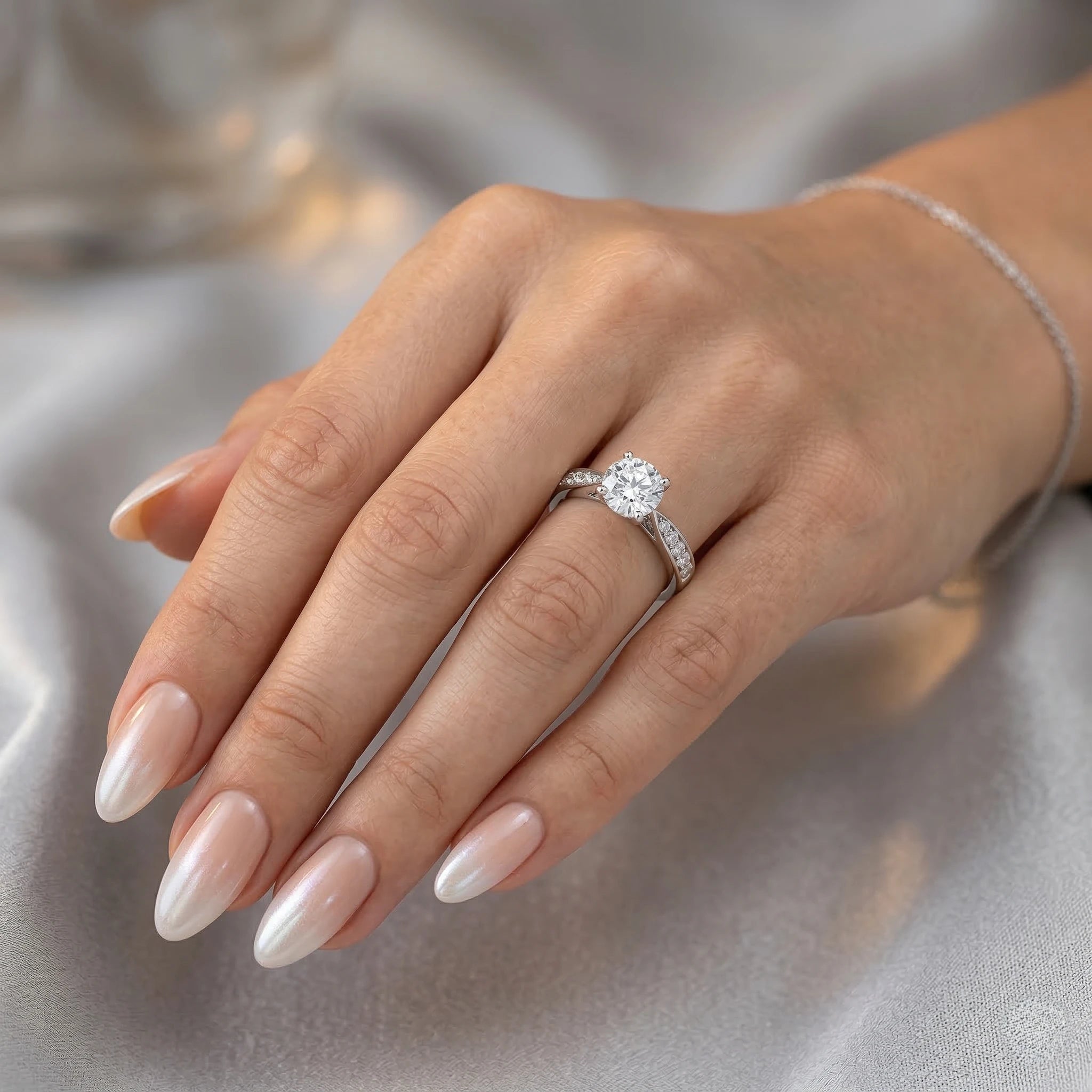 0.40ct GIA Round cut Natural Diamond Engagement Ring with Tapered Shank