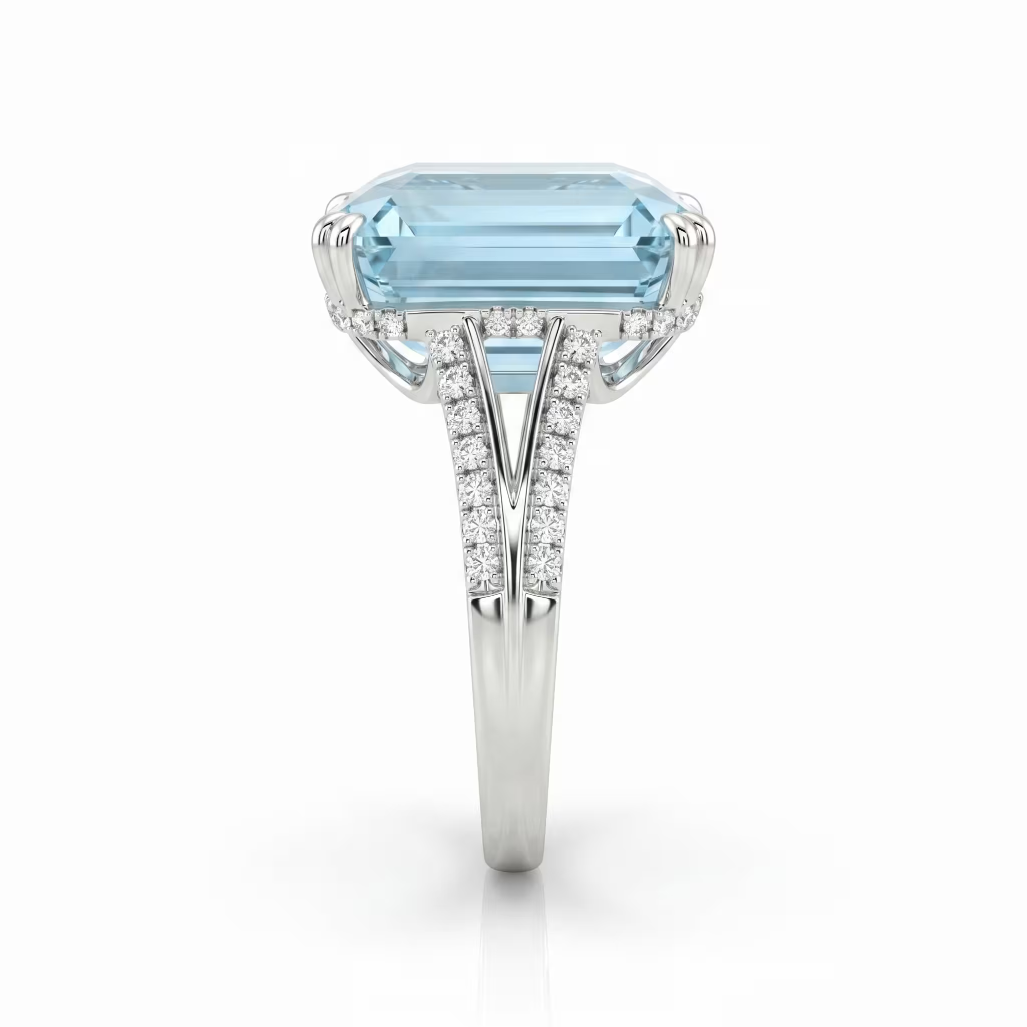 15.00ct Emerald Cut Aquamarine Stone Engagement Ring - 18K Gold