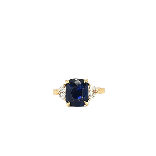 3.37ct Sapphire and Diamond Trilogy Ring