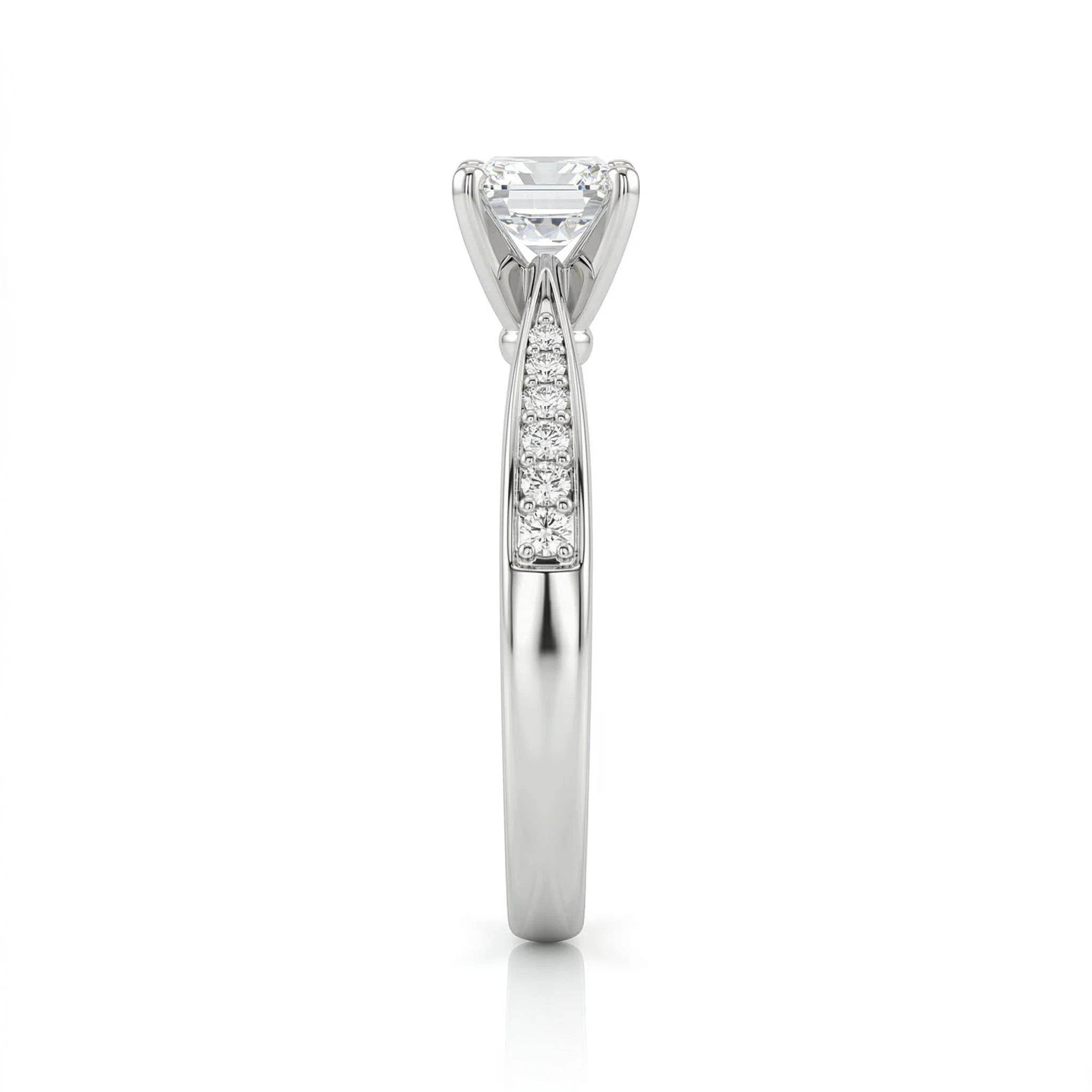 0.40ct GIA Round cut Natural Diamond Engagement Ring with Tapered Shank Chloe's Jewellers