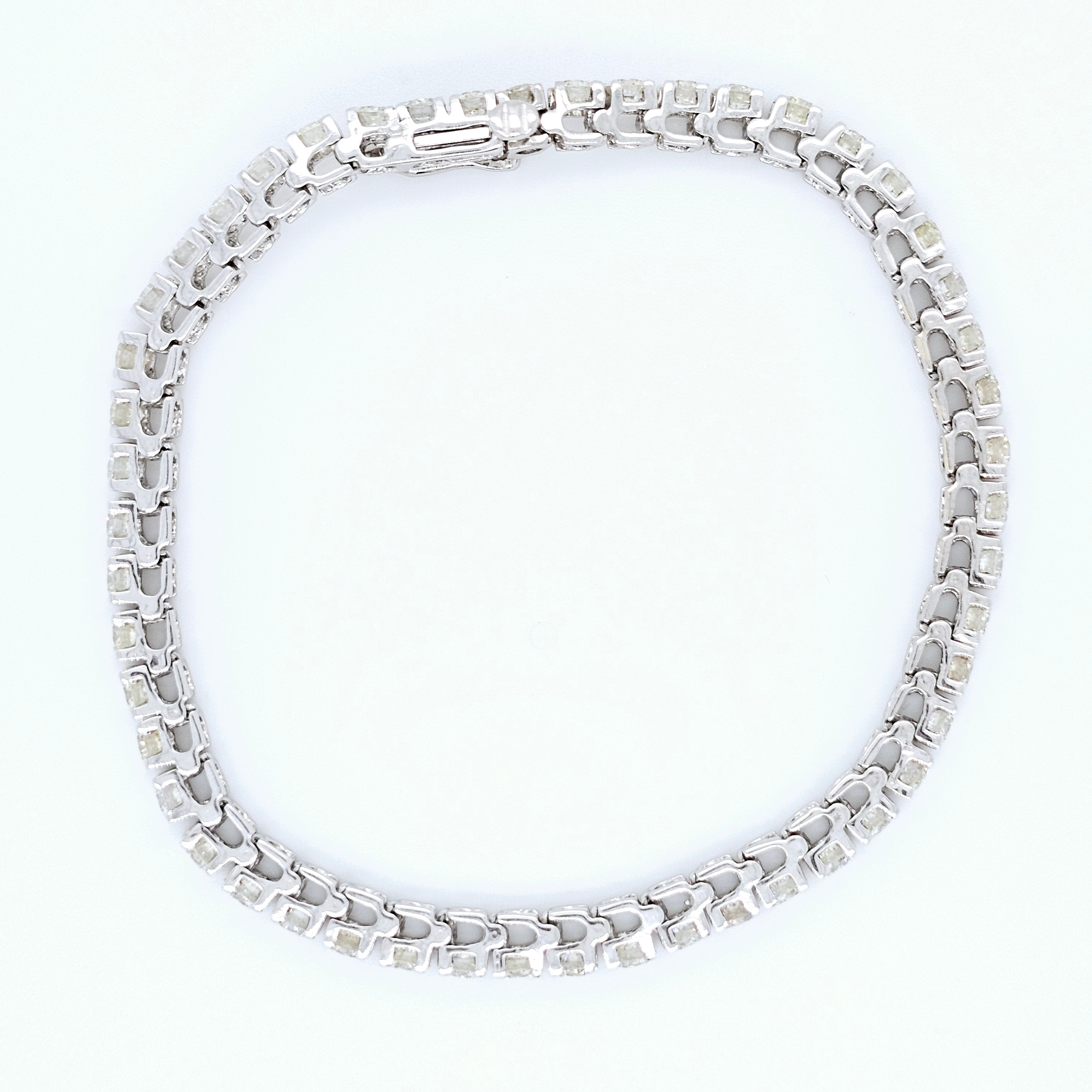 White gold diamond bracelet | Gold and Diamond tennis bracelet