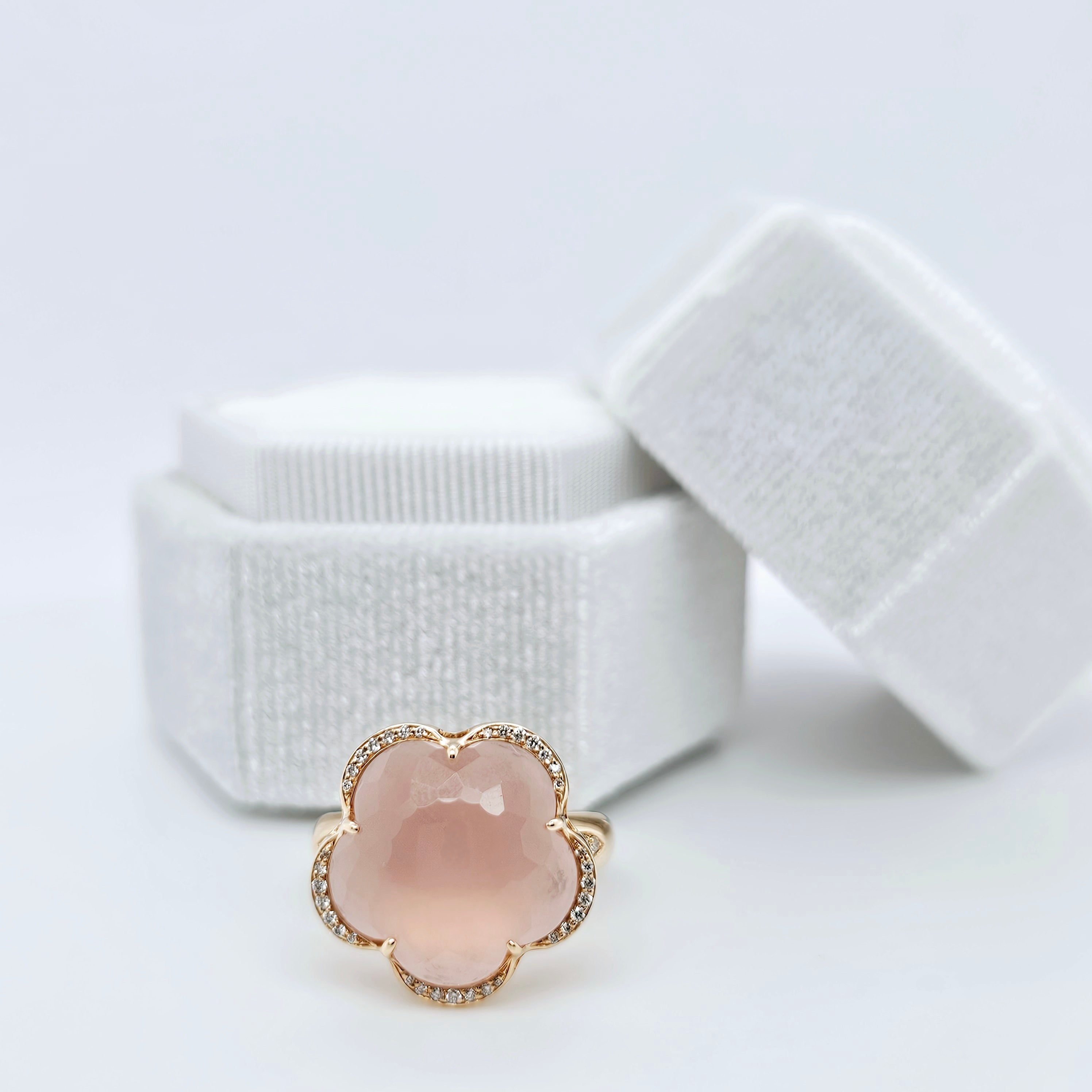Pasquale Bruni Bon Ton Rose Quartz and Diamond Rose Ring, 18k Rose Gold