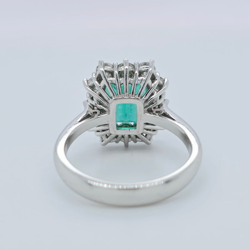 Antique emerald ring, Engagement ring, Halo setting