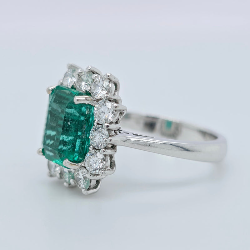 Antique emerald ring, Engagement ring, Halo setting
