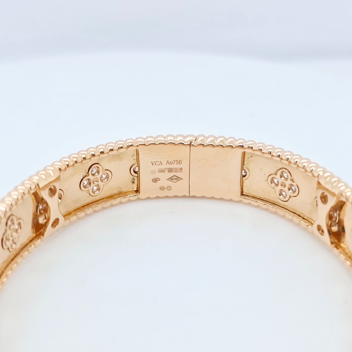 Van Cleef & Arpels Perlée clovers diamond bracelet in 18K rose gold , Size S