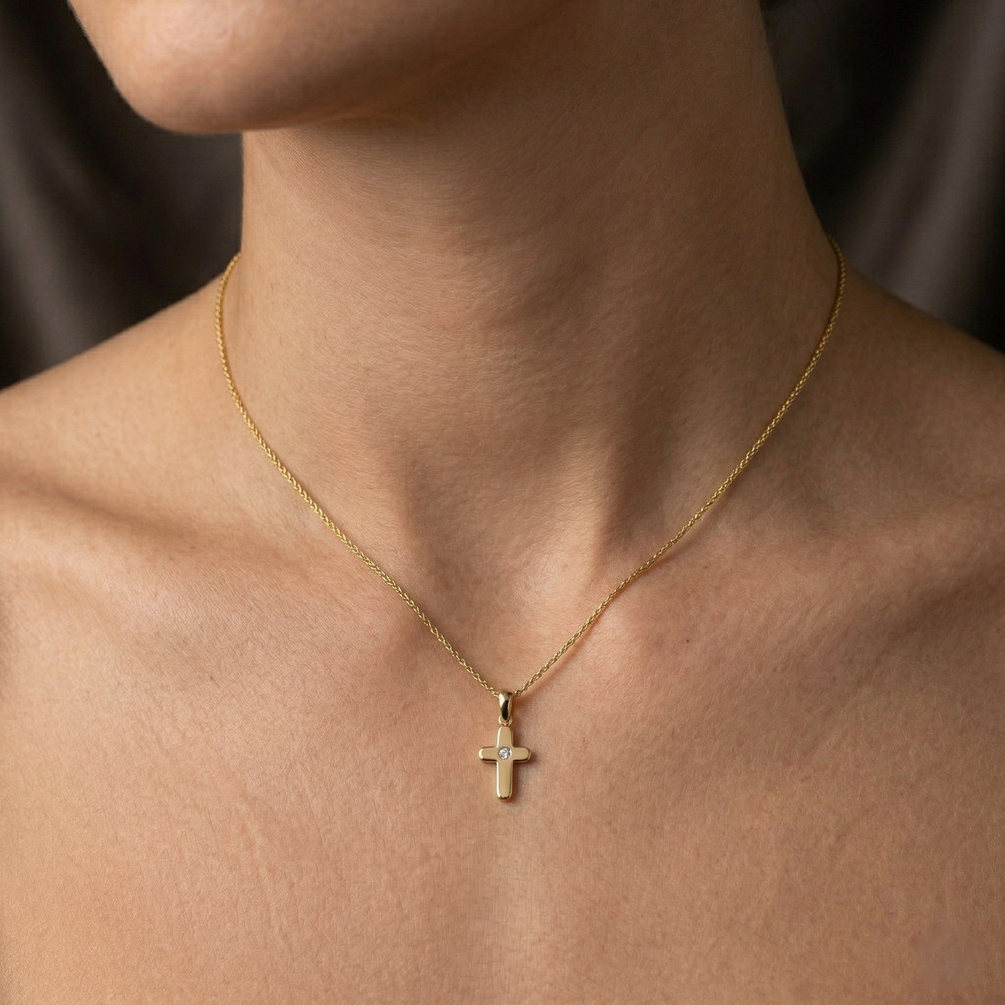 0.10ct Natural Diamond Cross Pendant Necklace in 18K Yellow Gold